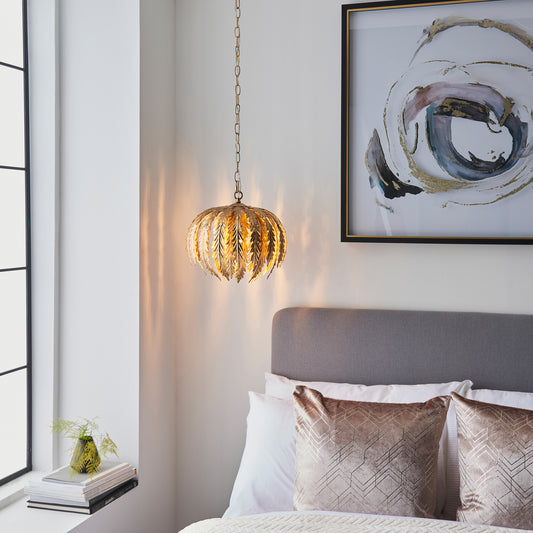 Delphine 1 Pendant Light Gold Leaf – Gold