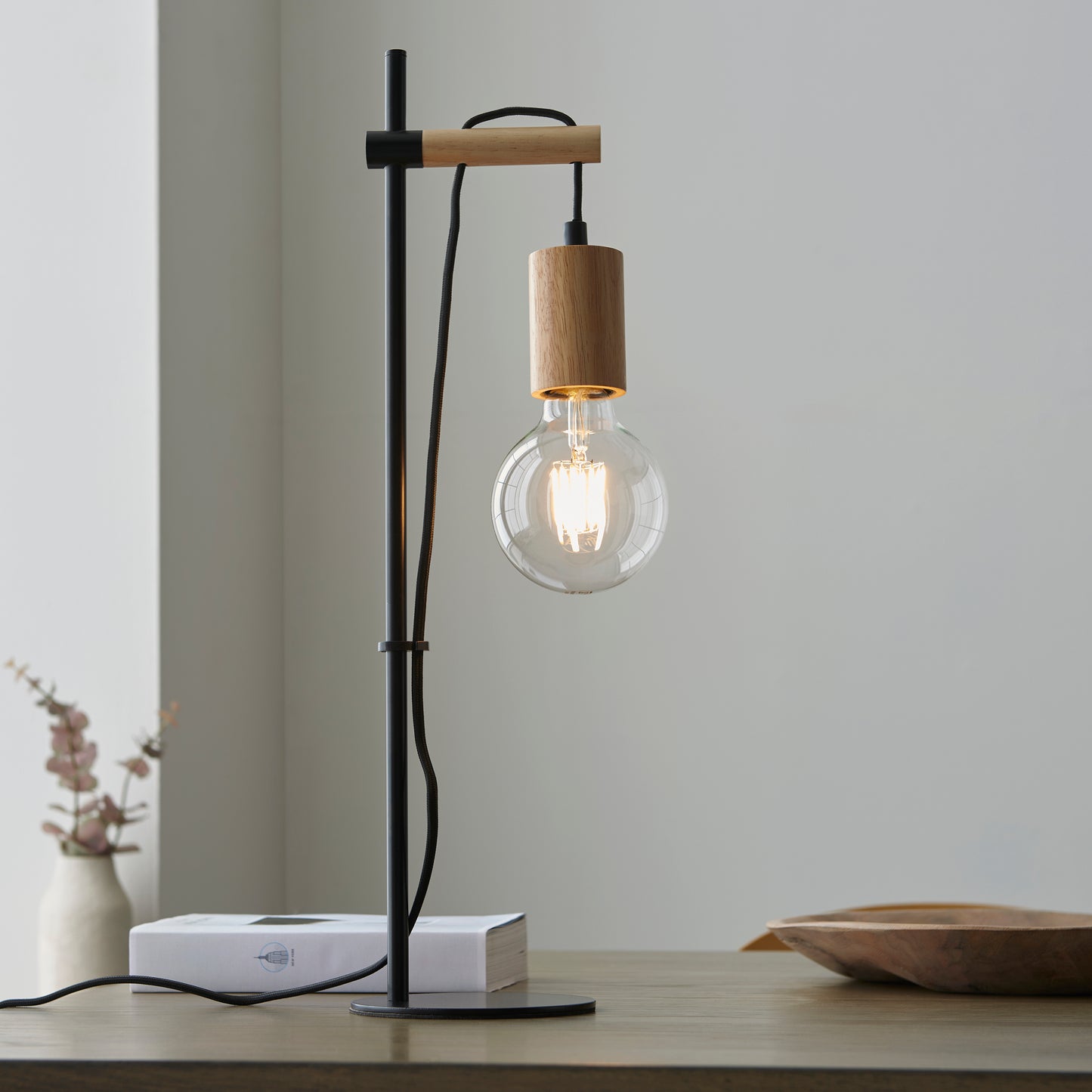 Sven Table Lamp Black – Black