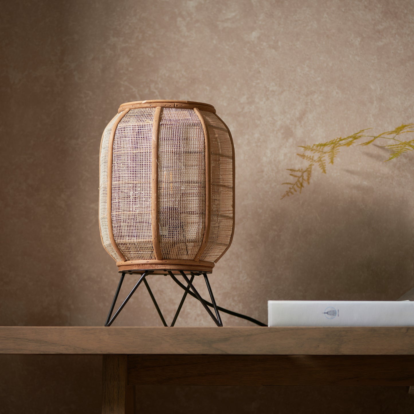 Zaire Table Lamp – Black