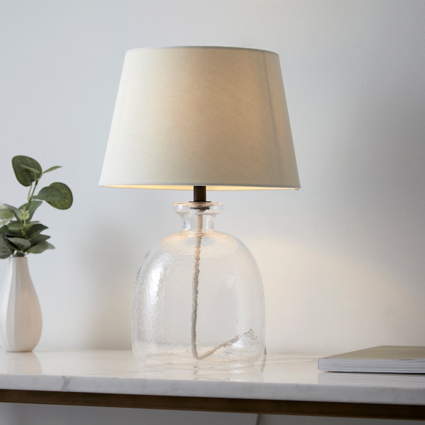 Lyra Table Lamp Clear / Ivory – Cream