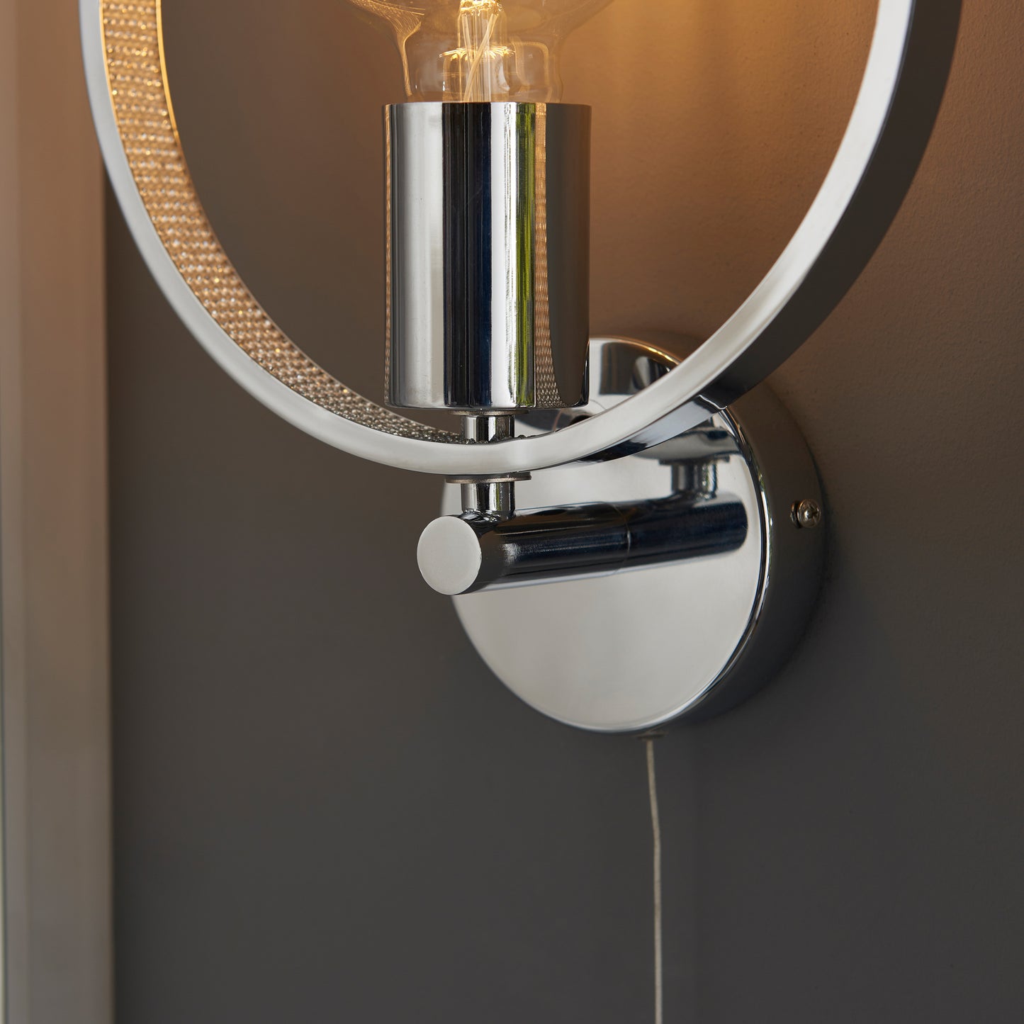 Merola Bathroom 1 Wall Light Chrome – Chrome