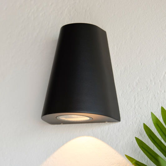 Helm Outdoor 1 Wall Light – Black