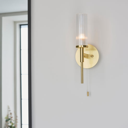 Talo Bathroom 1 Wall Light Brass – Brass