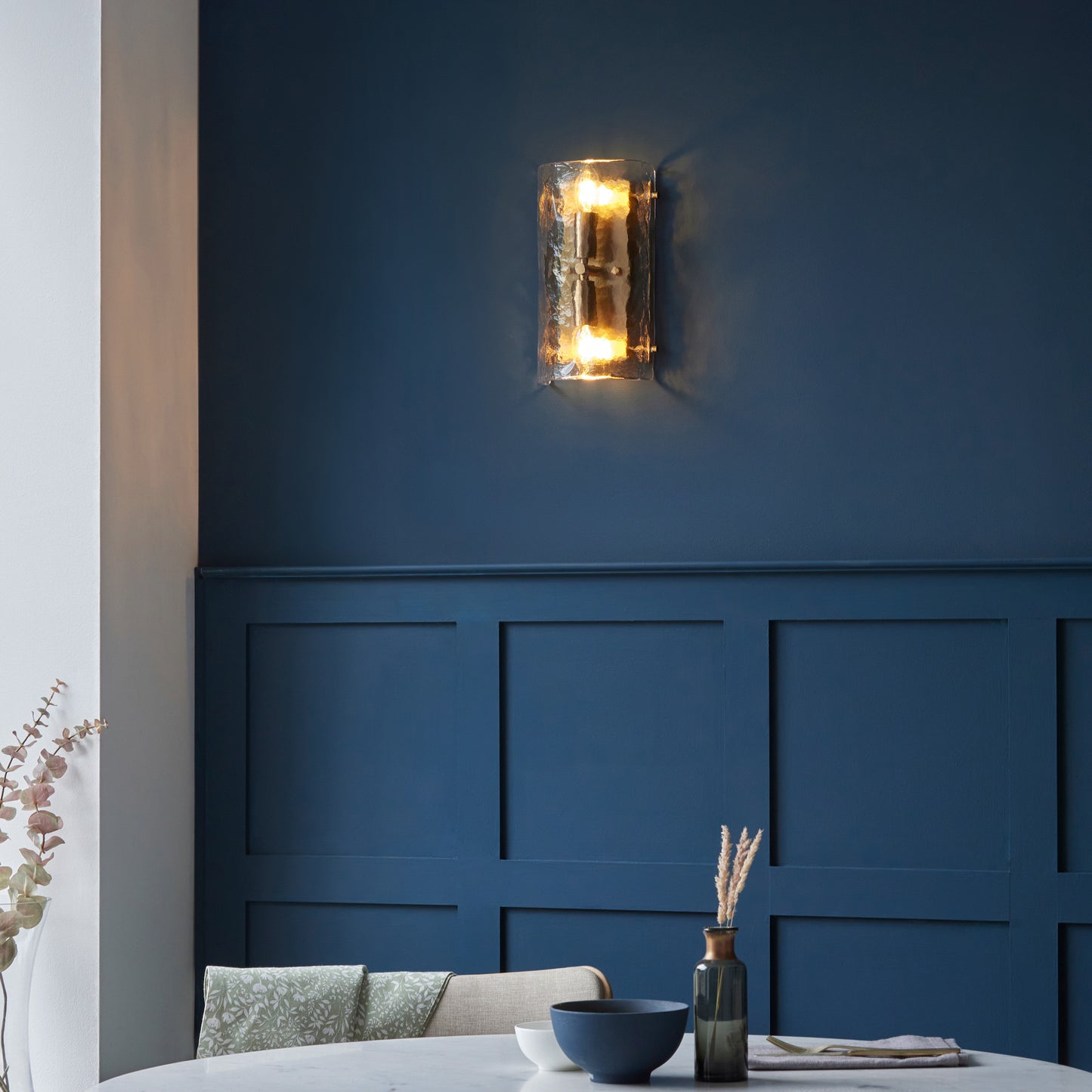 Keller Wall Light Brushed Aged Brass – Brass