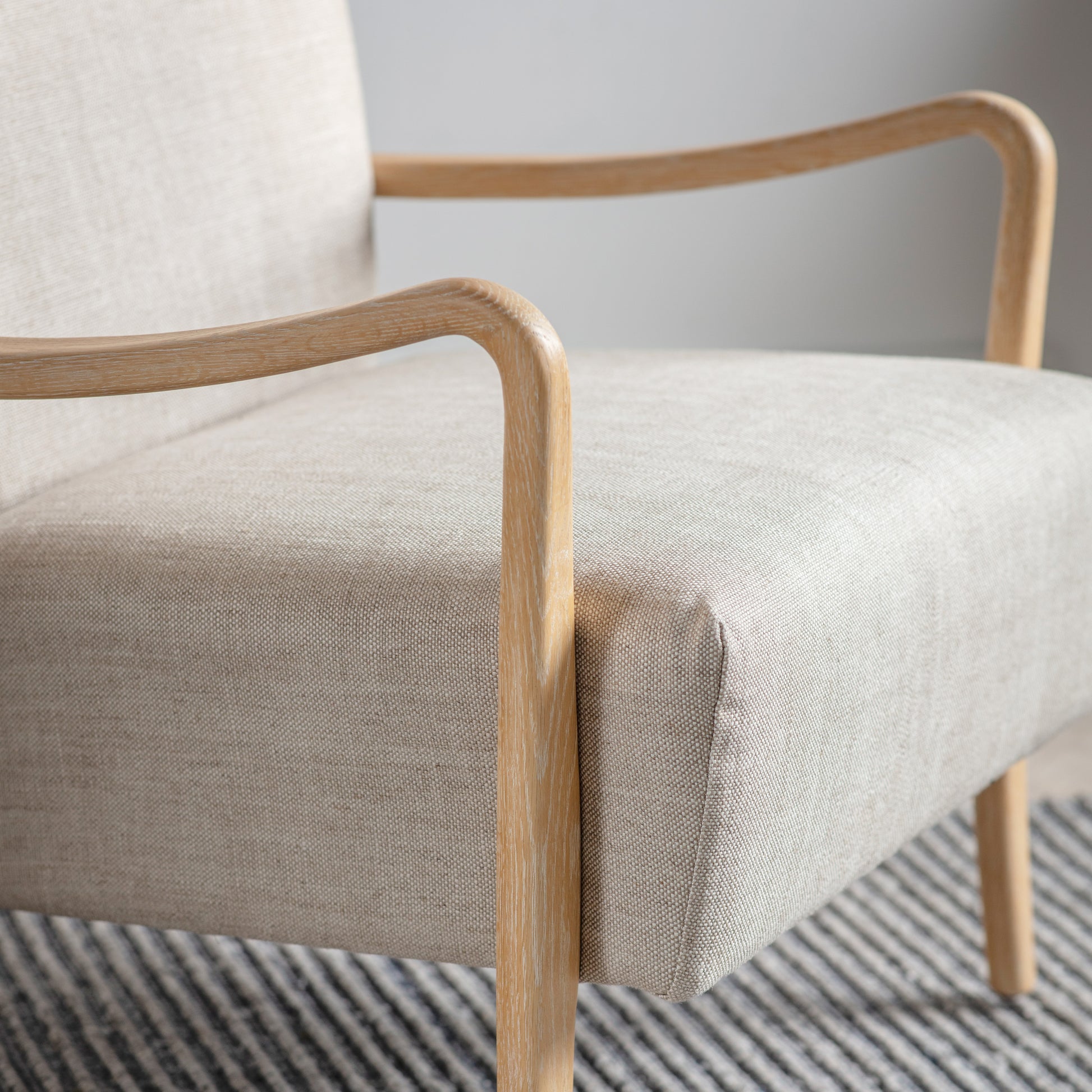 Chedworth Armchair Natural Linen – Natural