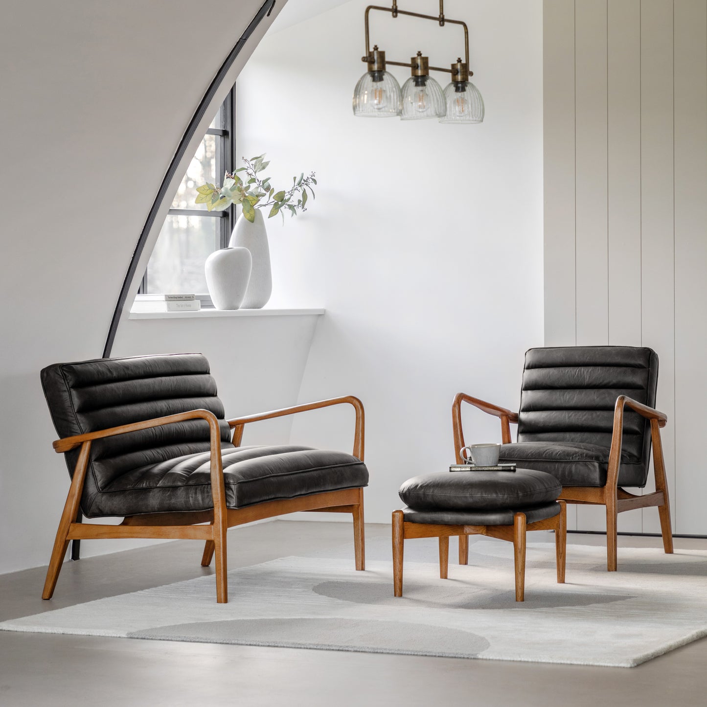 Datsun Armchair Antique Ebony 700x740x800mm – Black