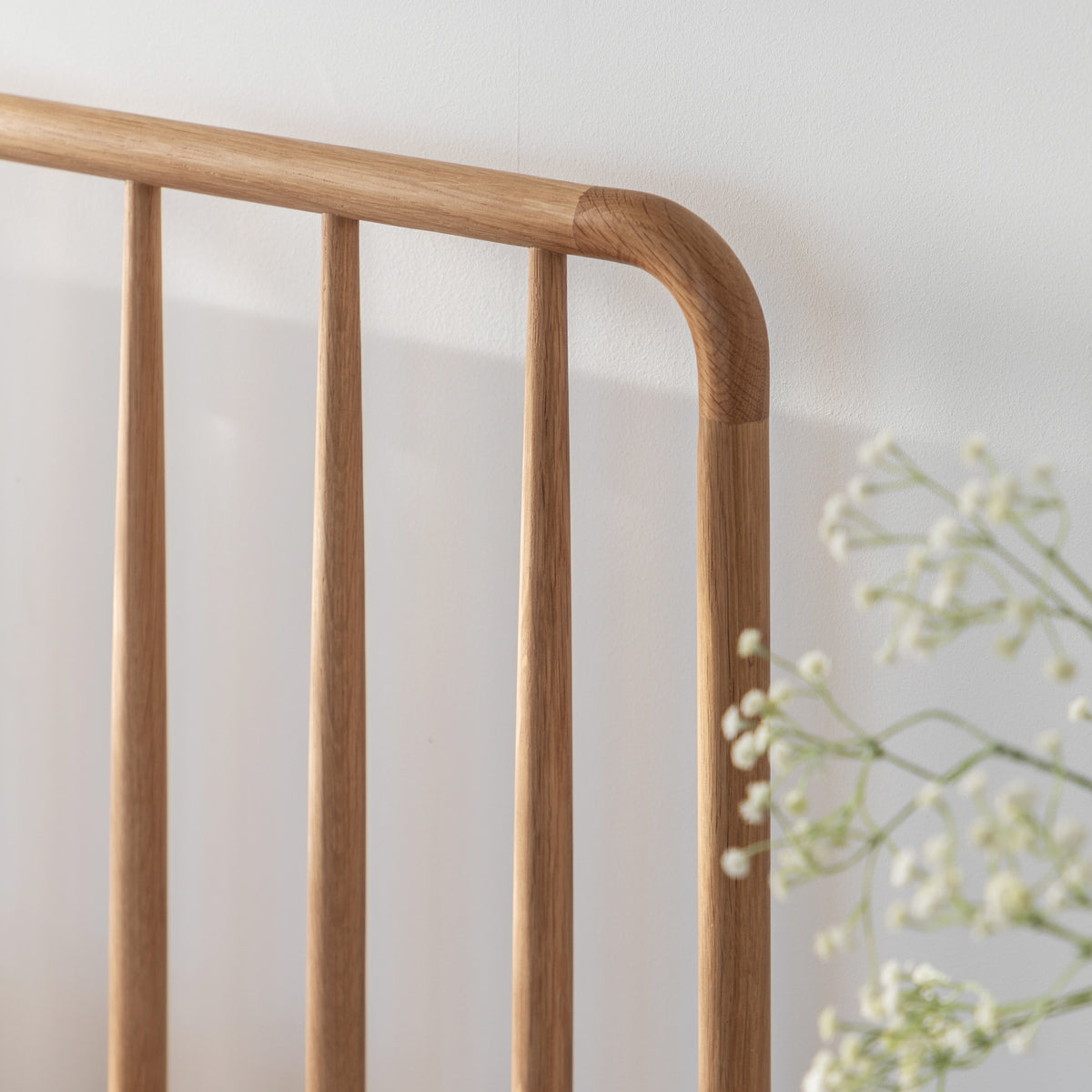 Wycombe Spindle Bed 4′6″ Double – Light Wood Oak – 180mm under-bed clearance (view 3)