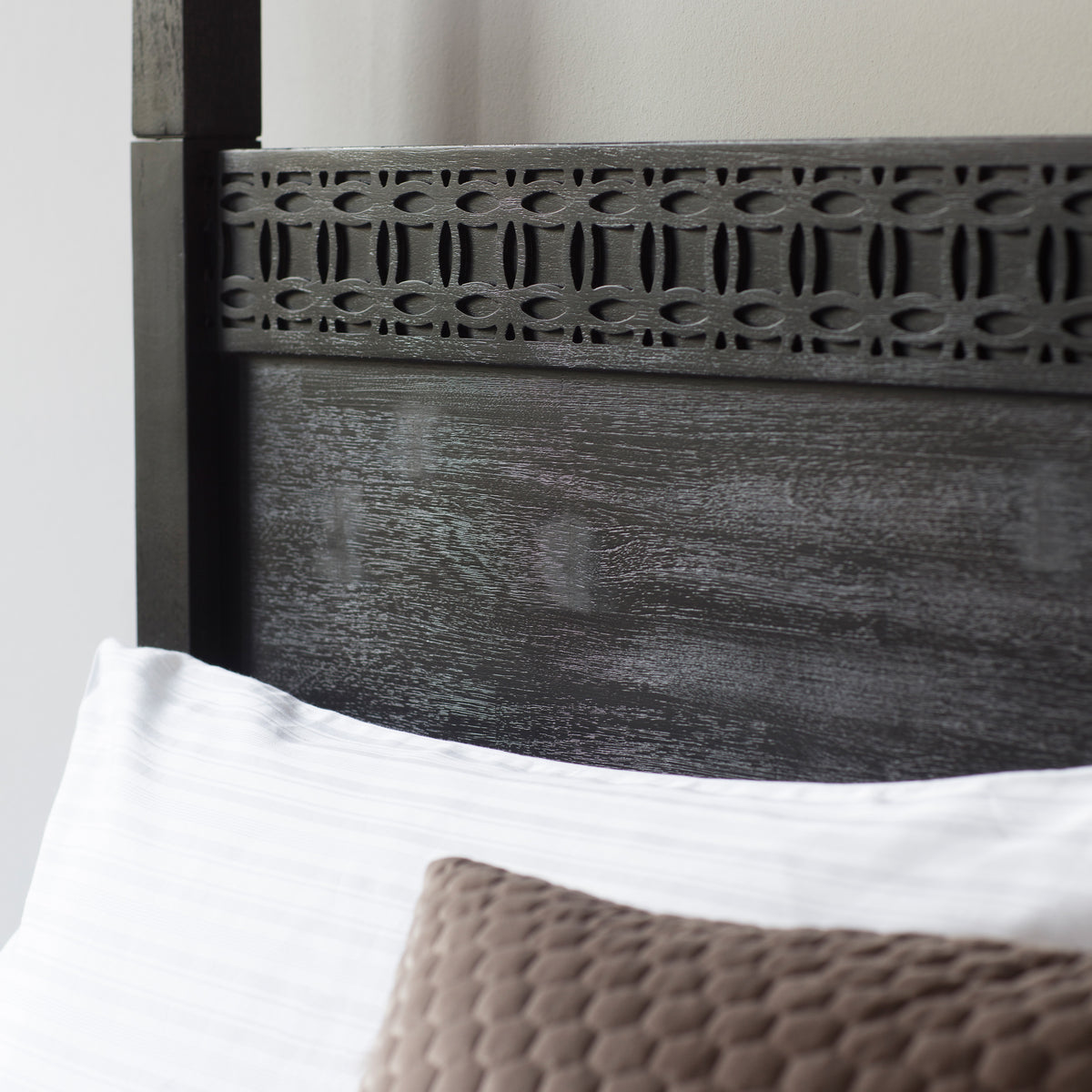 Boho Boutique 4 Poster Bed 5′ King – Black MDF – 140mm under-bed clearance (view 4)