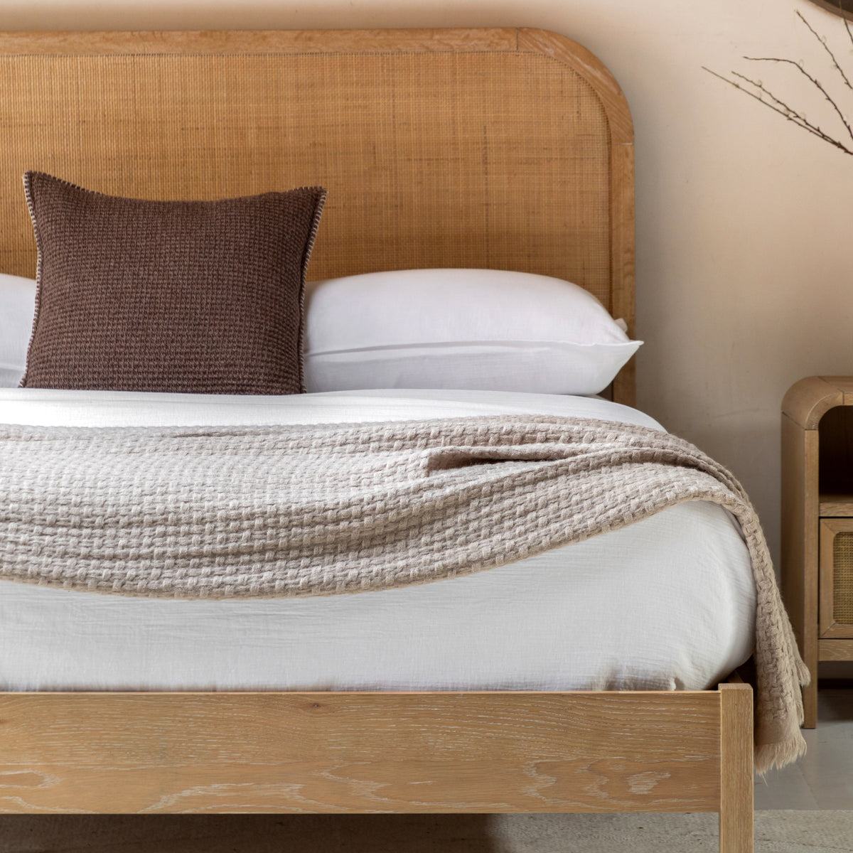 Bibury Bed 5′ King – Natural MDF – 150mm under-bed clearance (view 4)
