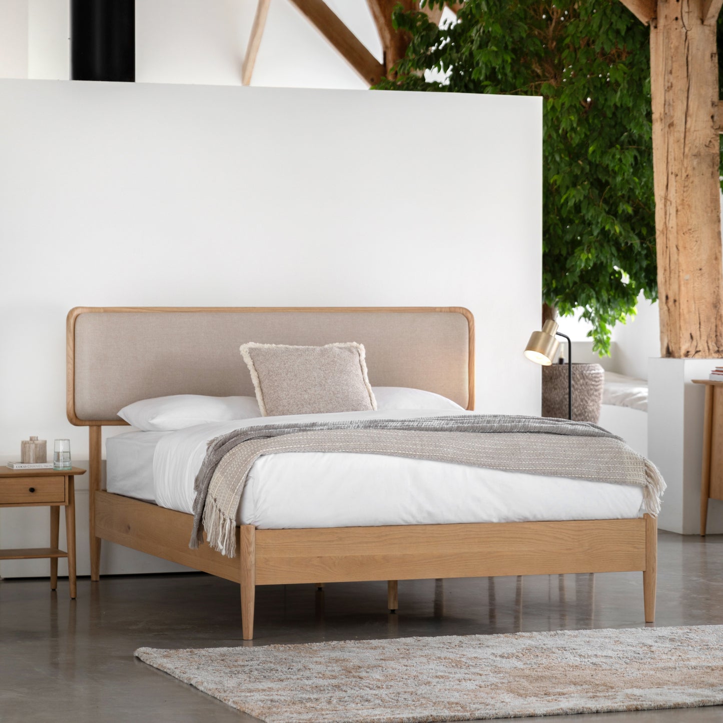 Hatfield 5' Bed Natural