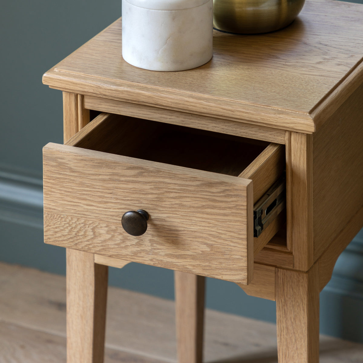 Malvern 1 Drawer Bedside – Light Wood Oak – 1 Drawer (view 3)