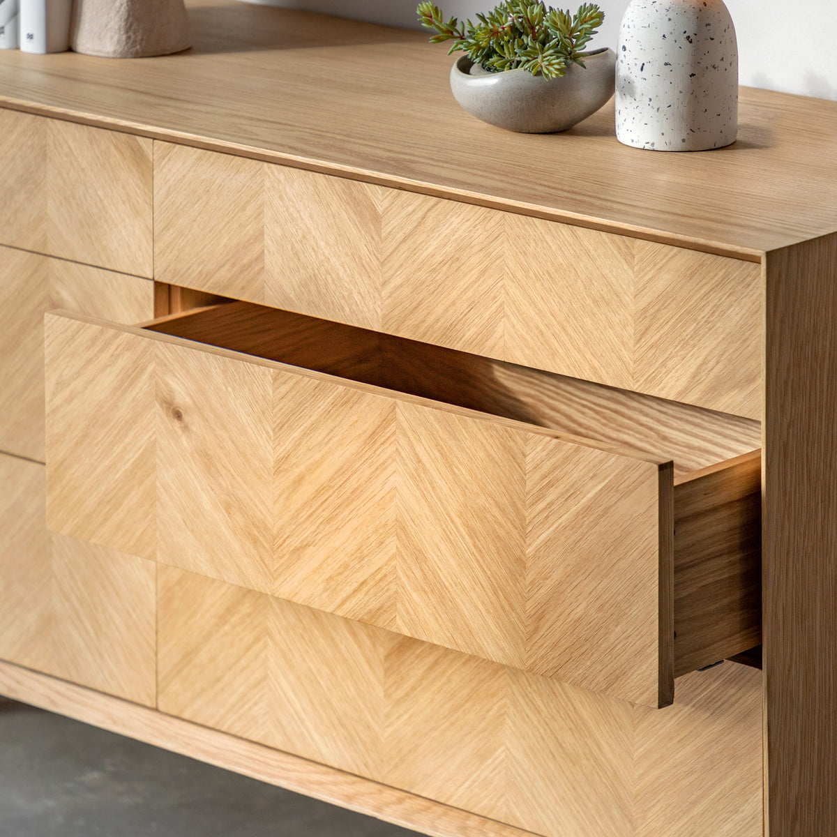 Milano 6 Drawer Chest – Light Wood Oak – 6 Drawers (view 3)