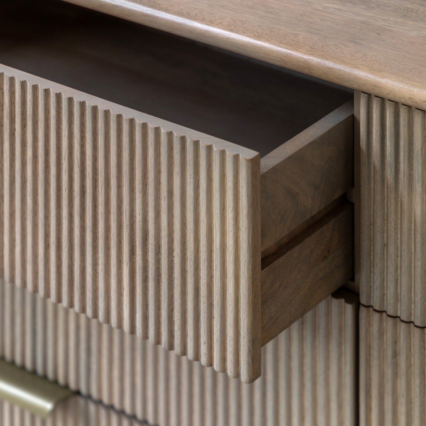 Colonna Chest - 6 Drawer