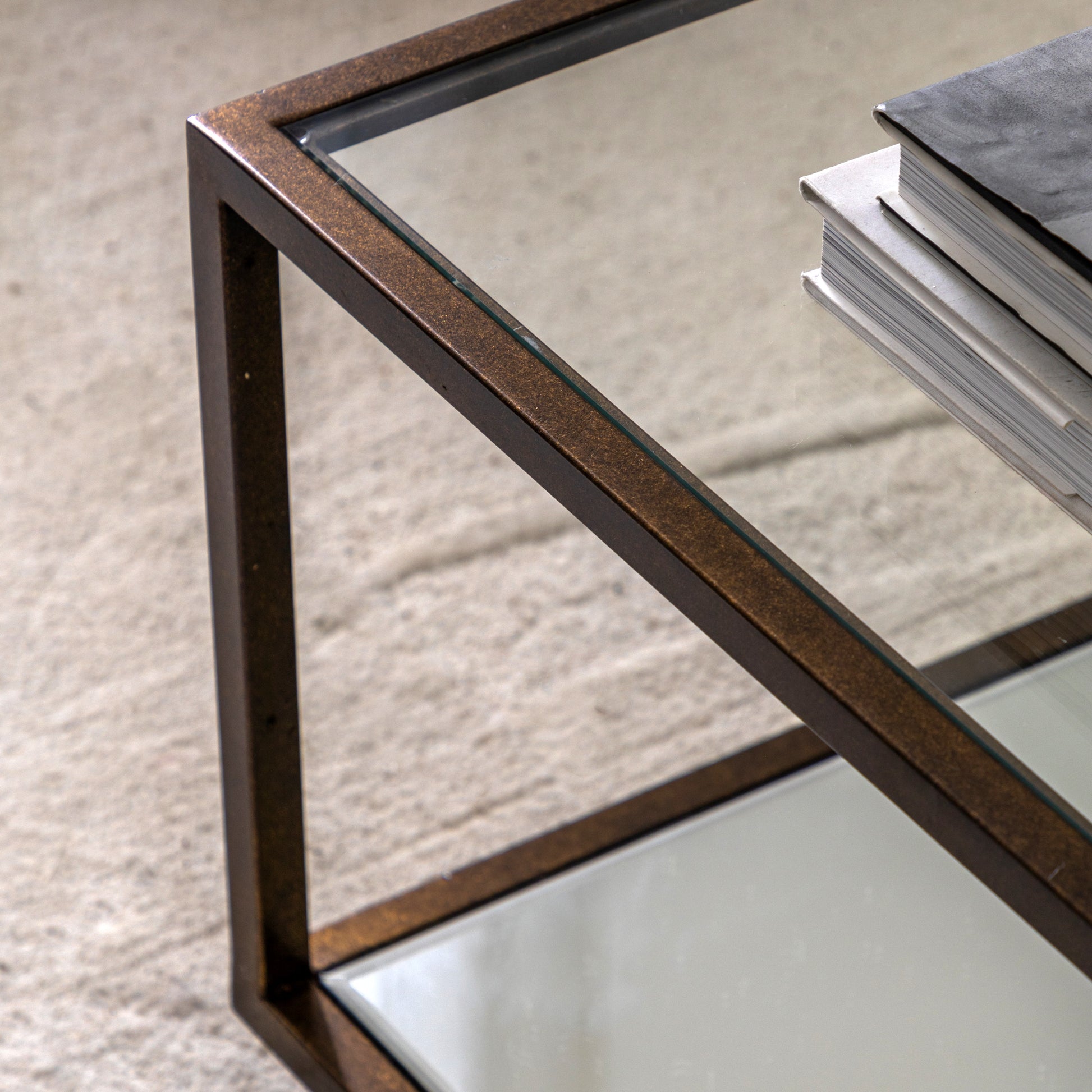 Avento Coffee Table – Gold