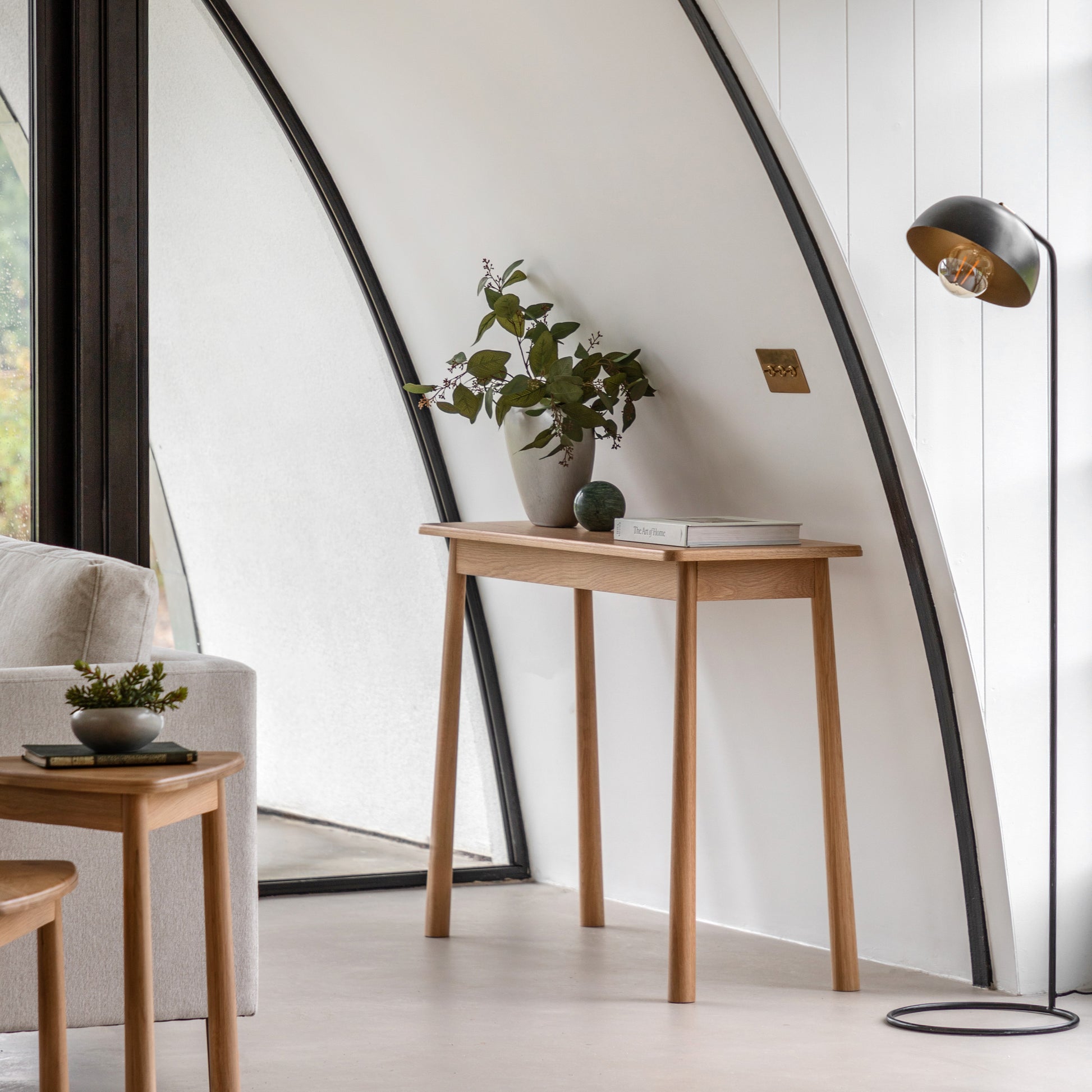 Wycombe Console Table – Light Wood
