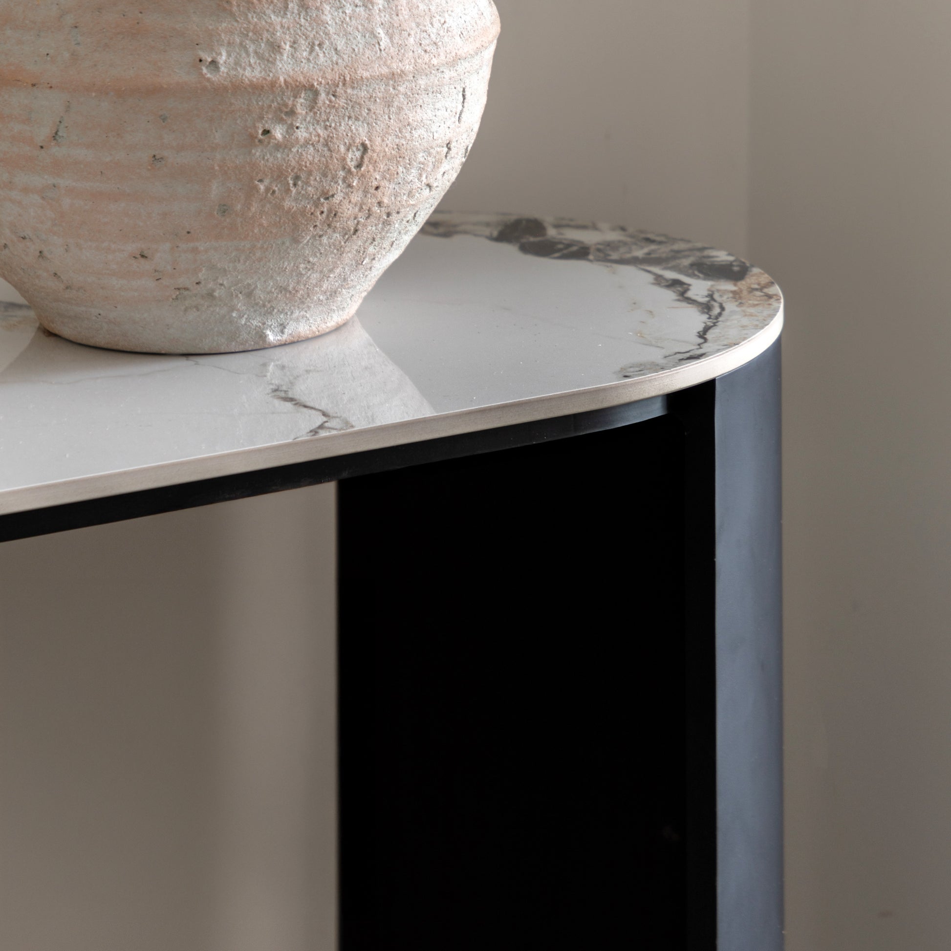 Marzio Console Table – Black