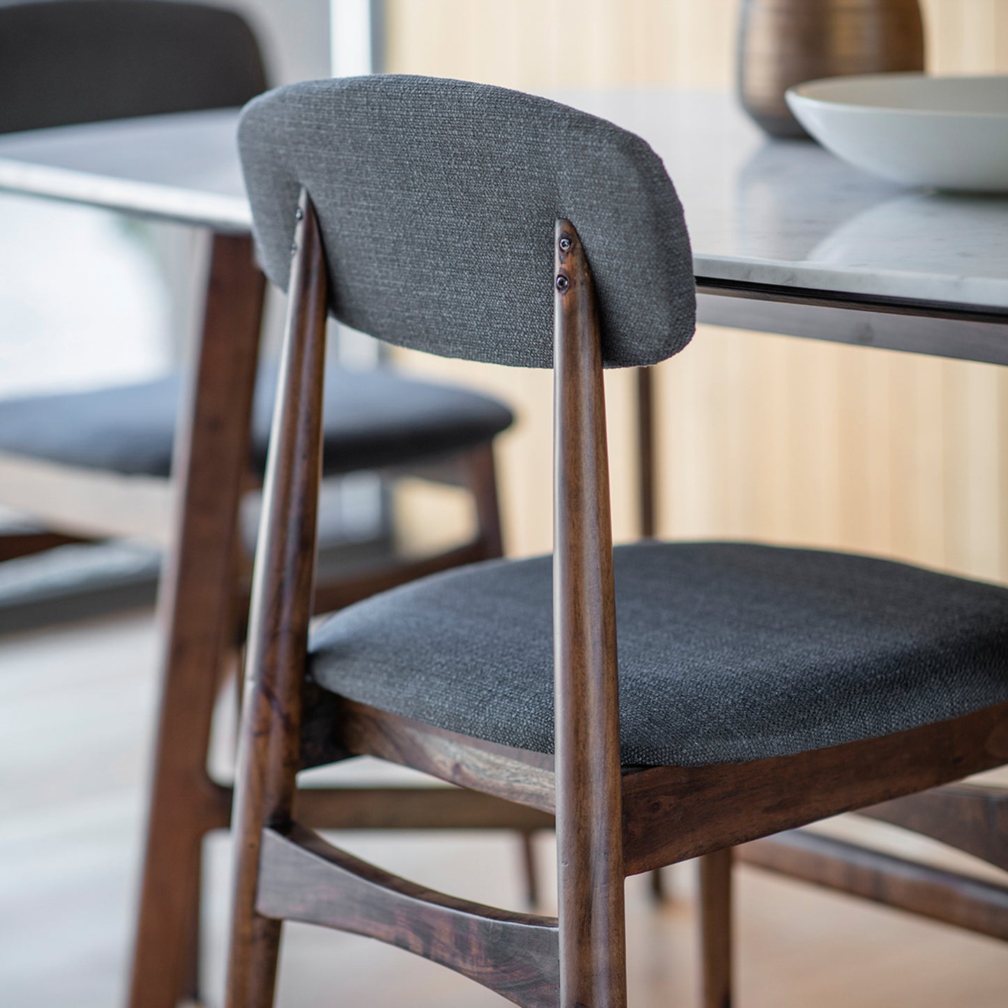 Barcelona Chair – Dark Wood