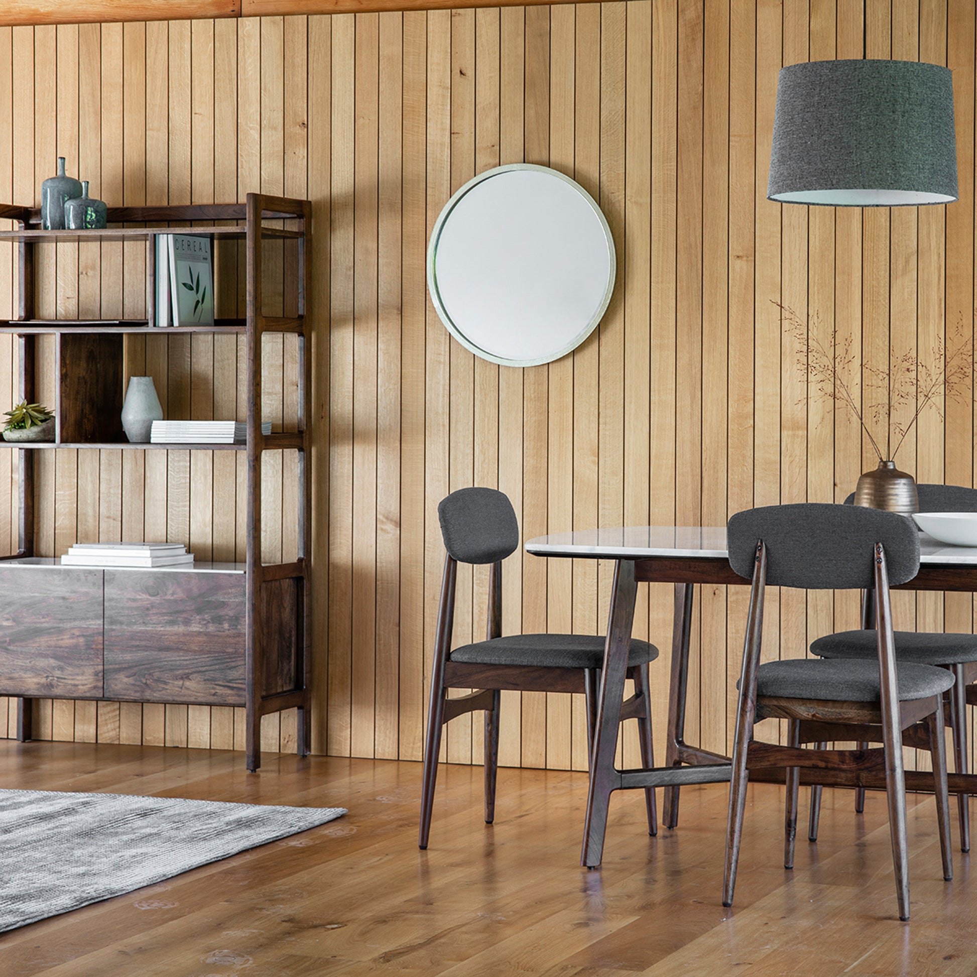 Barcelona Chair – Dark Wood