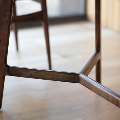 Barcelona Dining Table – Dark Wood