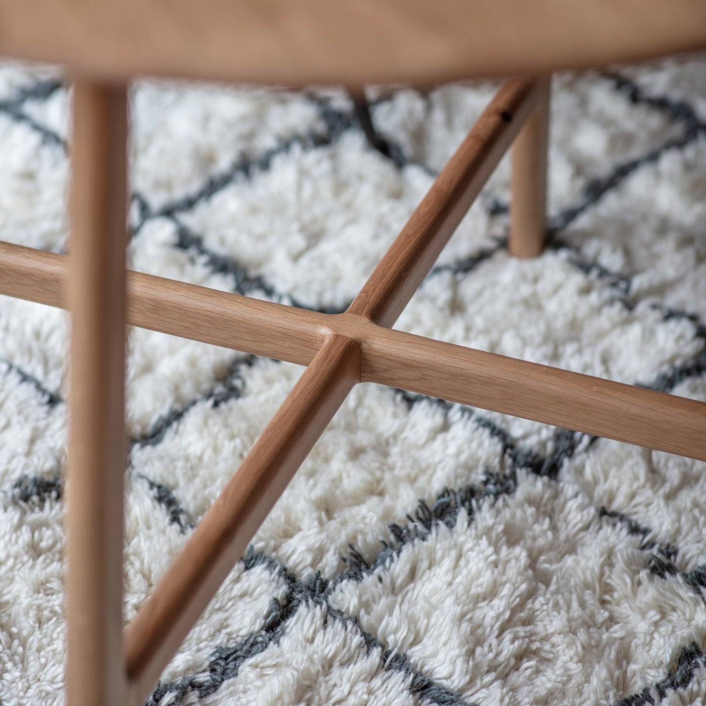 Madrid Round Dining Table – Light Wood