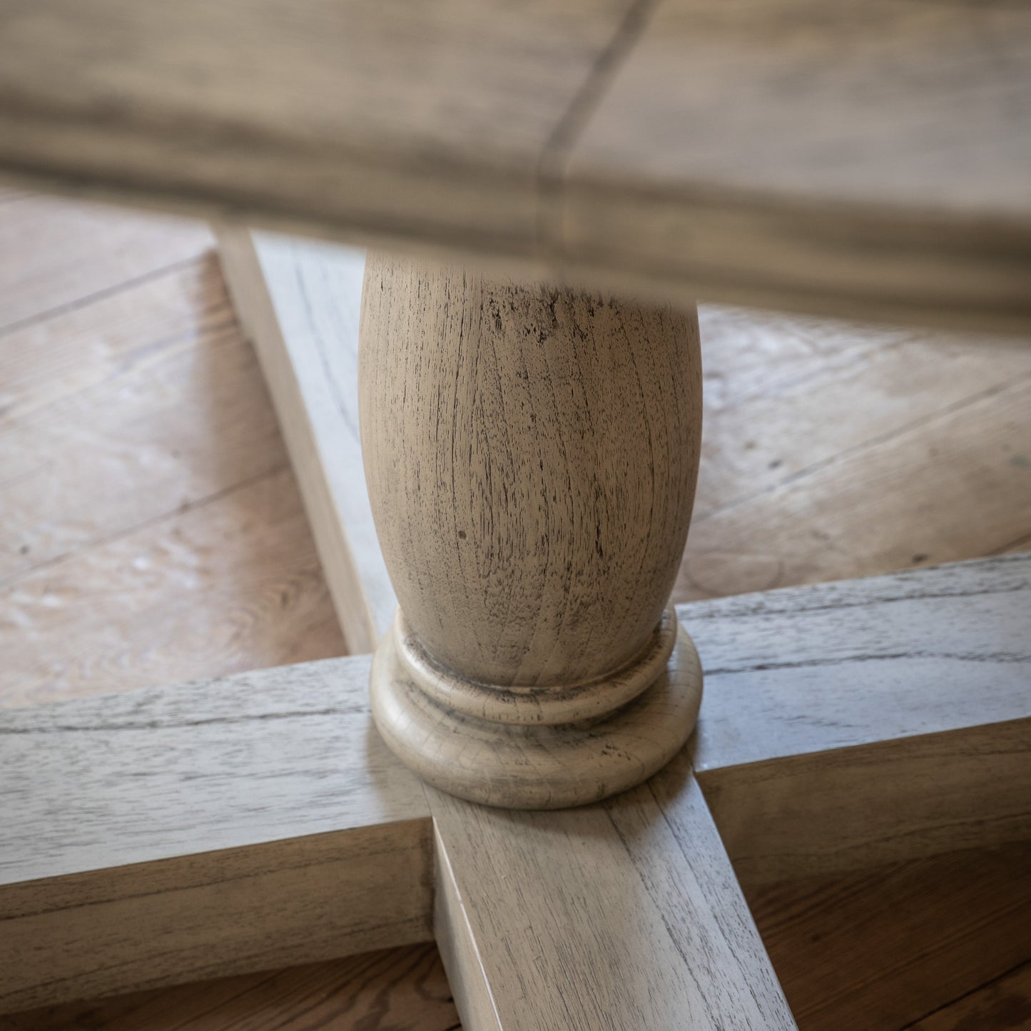 Rustique Round Ext Dining Table 1650x1200x750mm – Natural