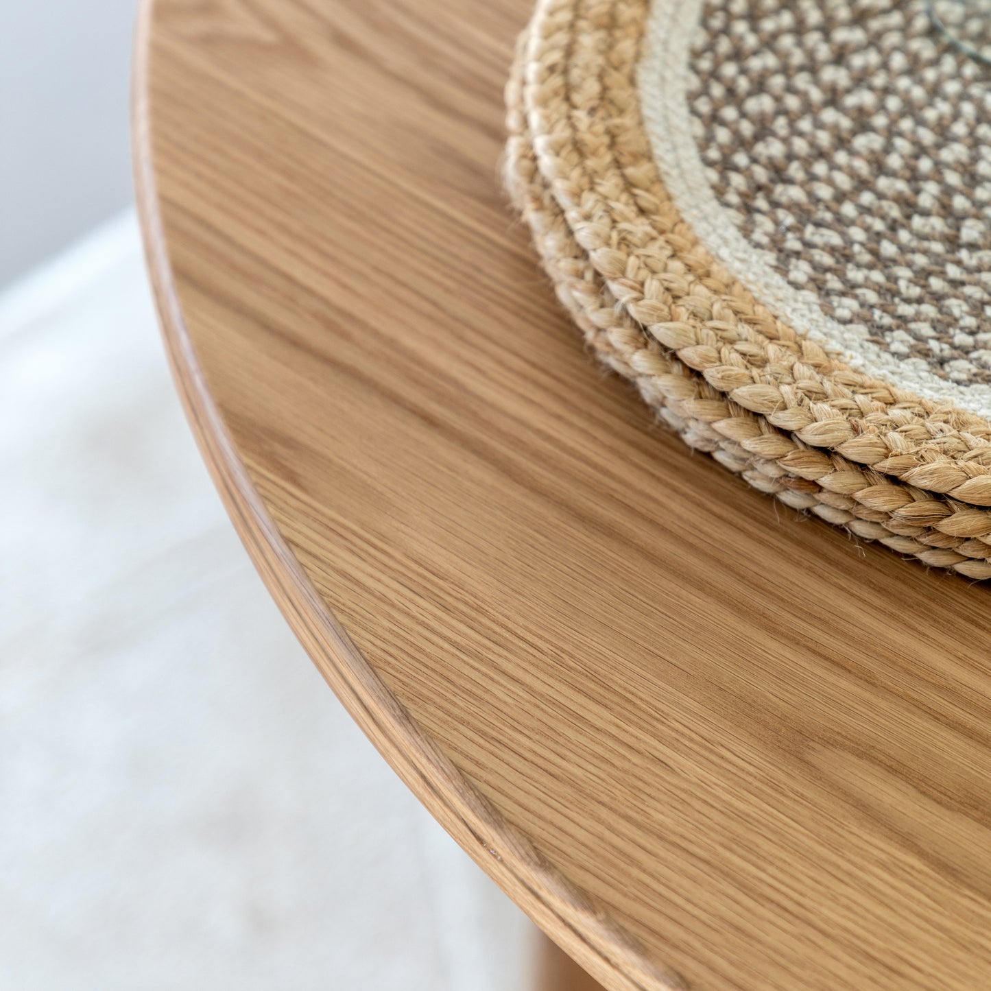 Wycombe Round Extending Table 1100/1550x1100x750mm – Light Wood