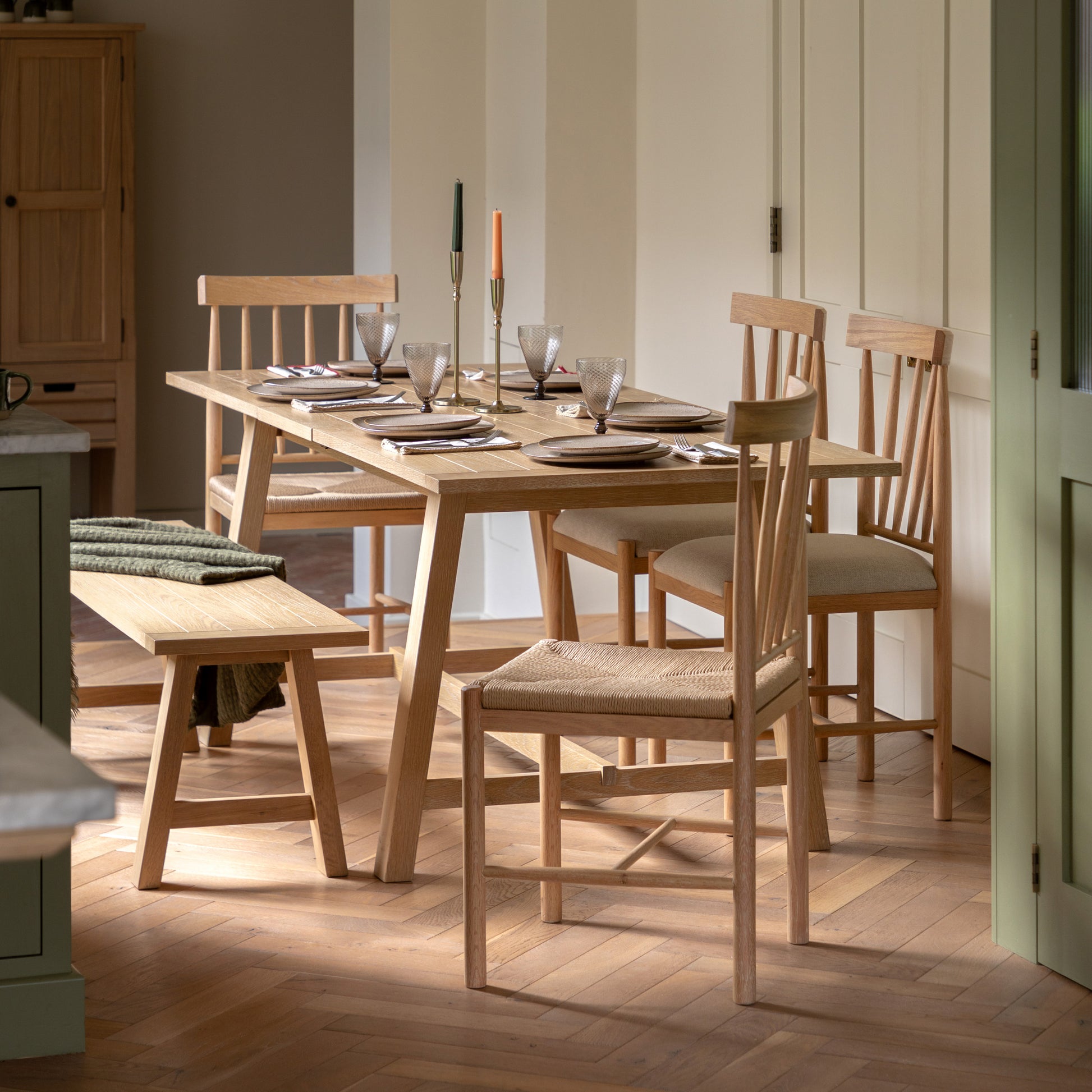 Eton Ext Trestle Dining Table Nat – Natural