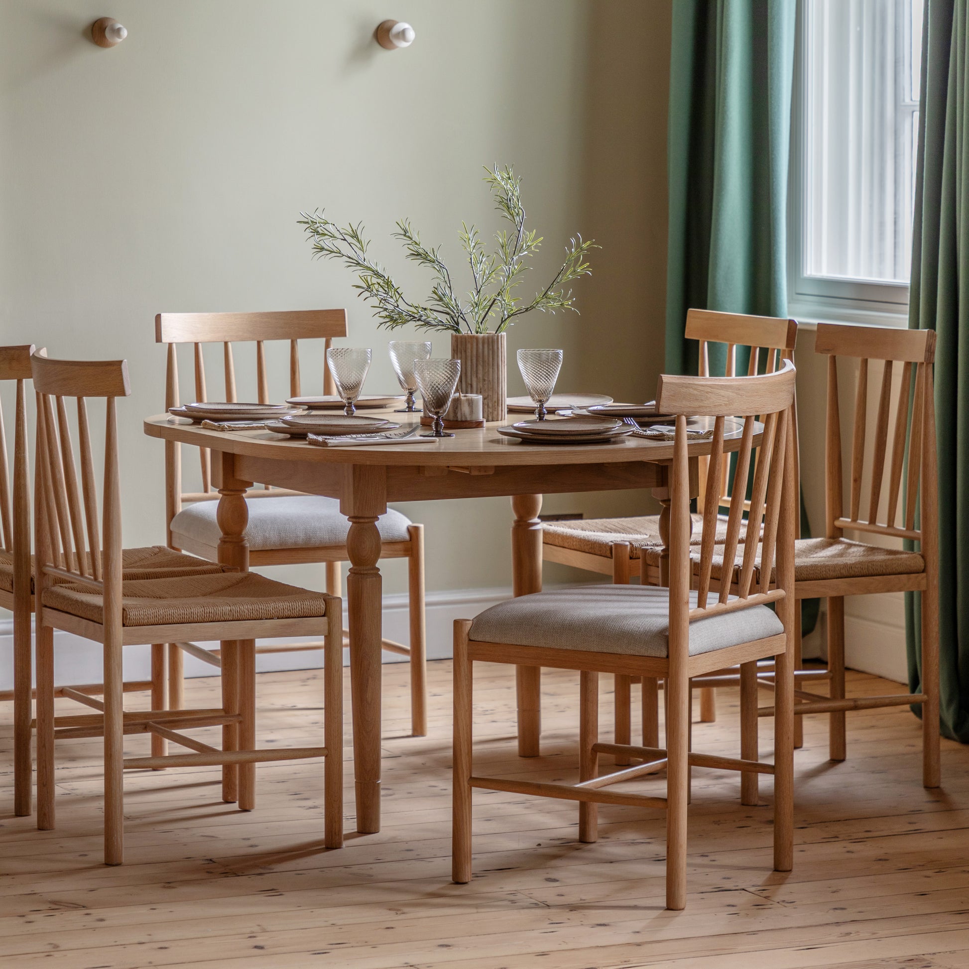 Eton Round Ext Dning Table Natural – Natural