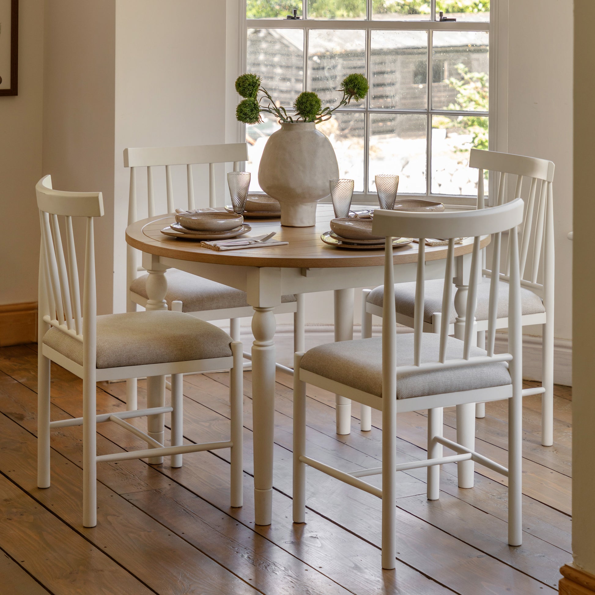 Eton Round Ext Dning Table White – White