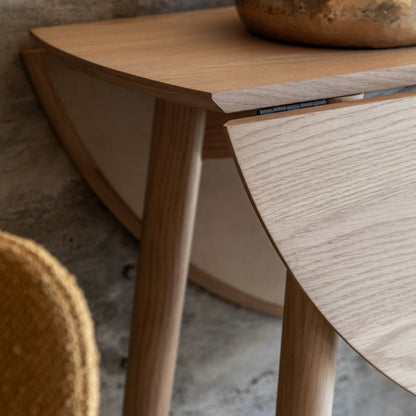 Hatfield Flding Dning Table