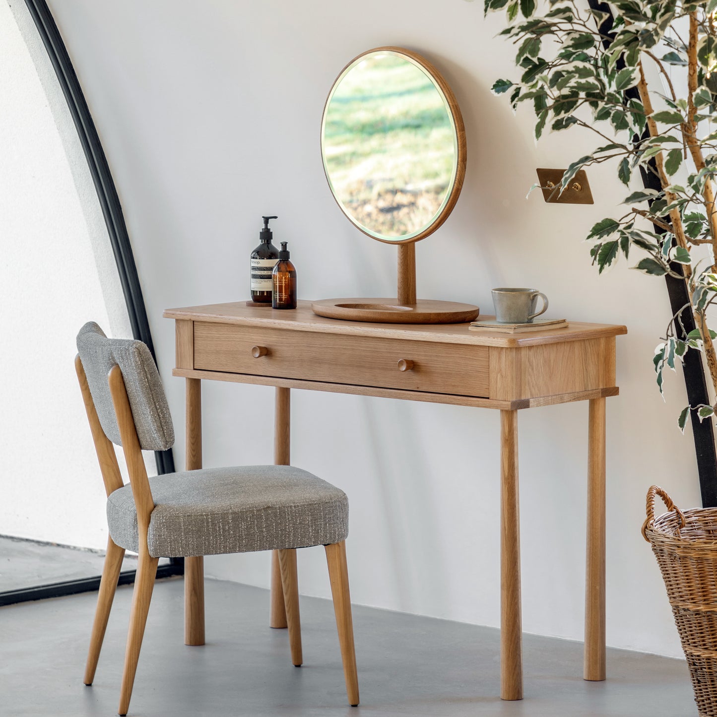 Wycombe Dressing Table with Drawer – Light Wood