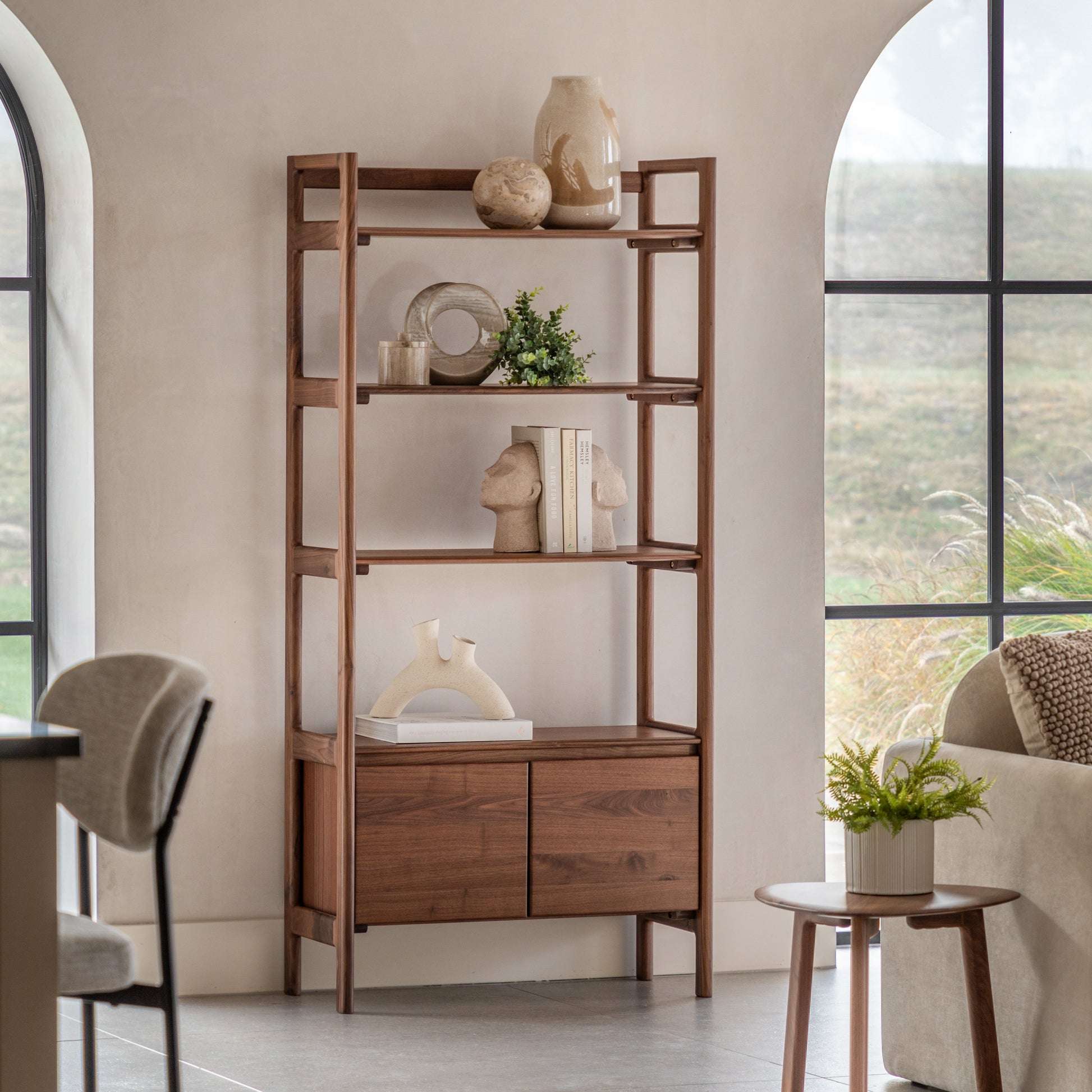 Madrid Open Display Walnut – Dark Wood