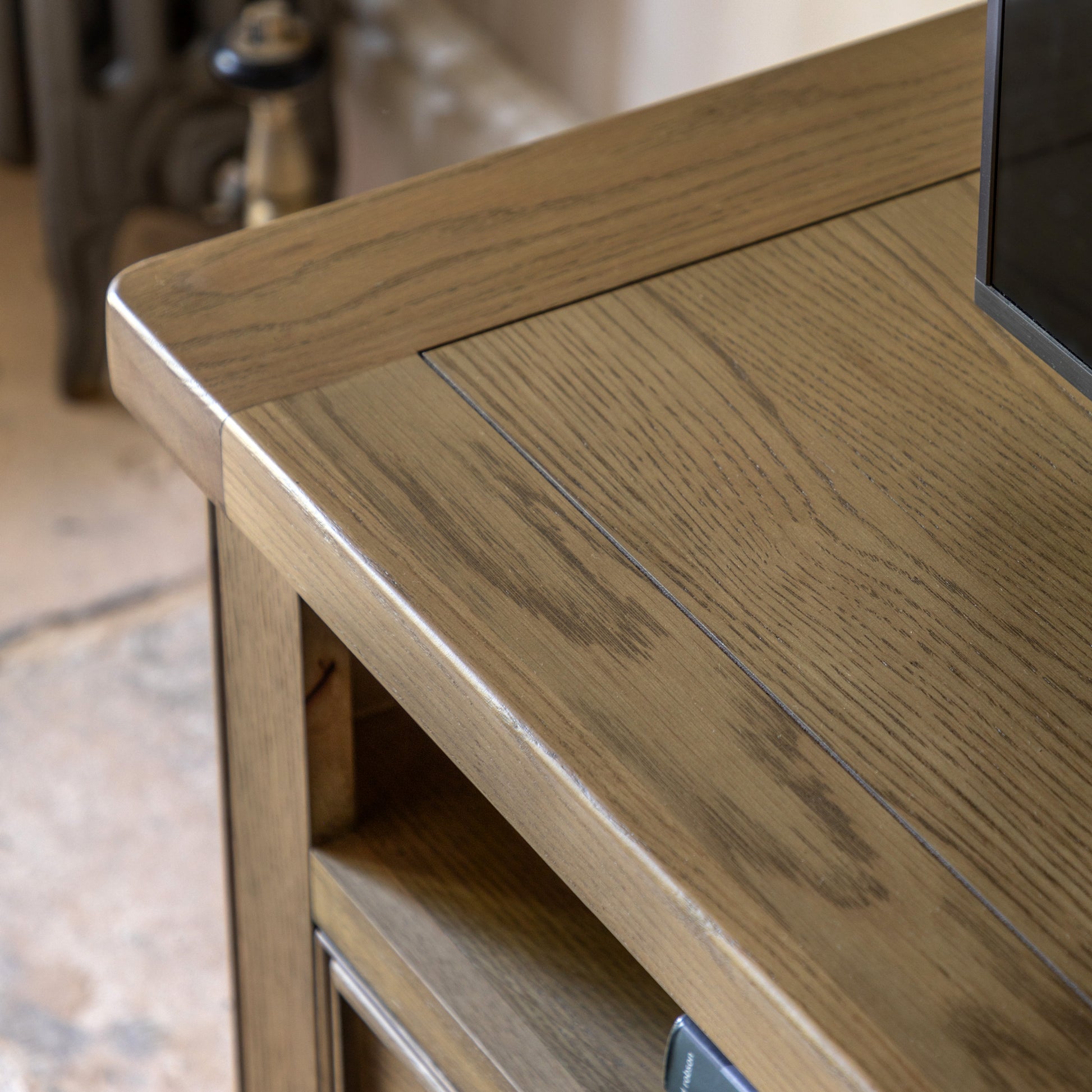 Hardwick Media Unit 1400x400x500mm – Light Wood