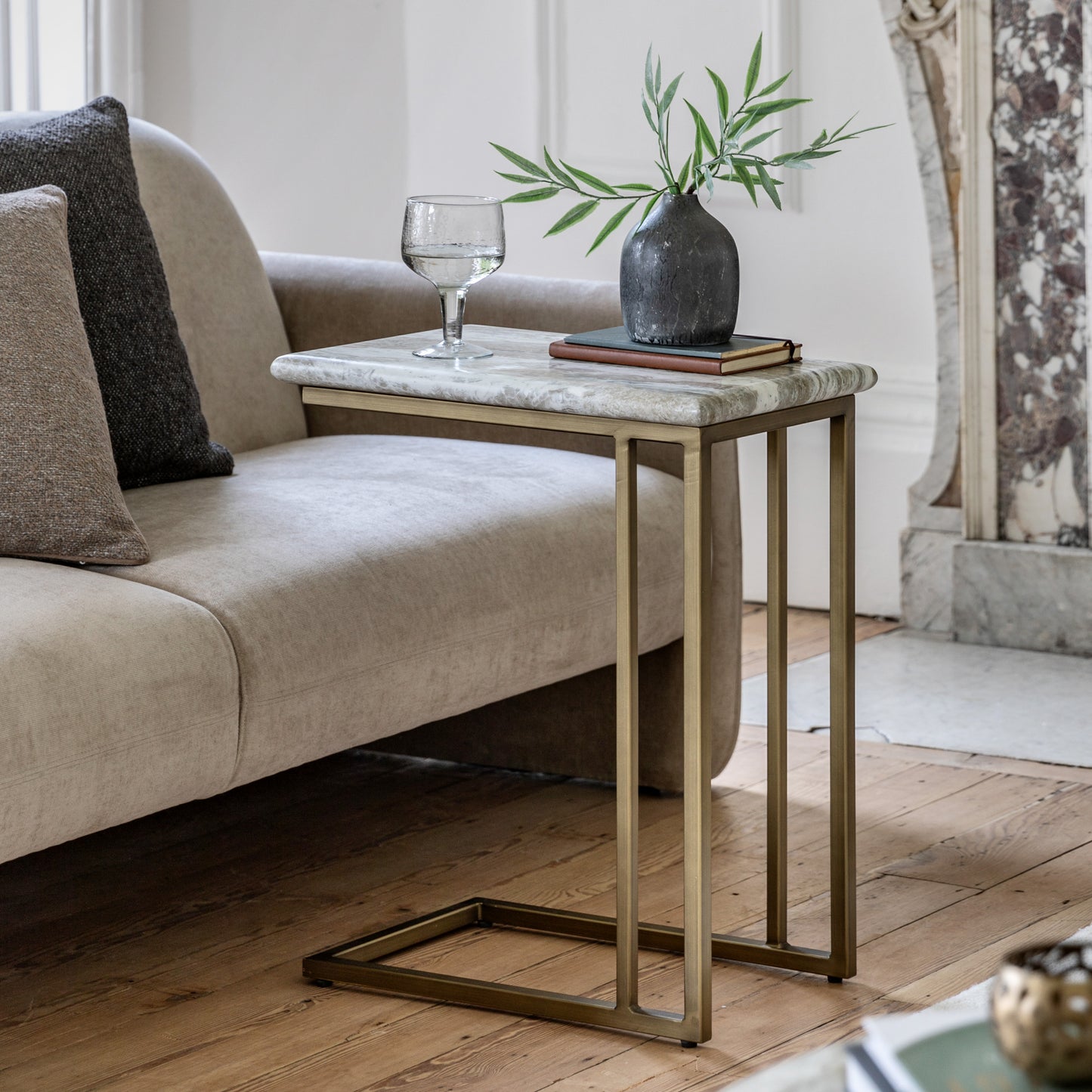 Lusso Supper Table