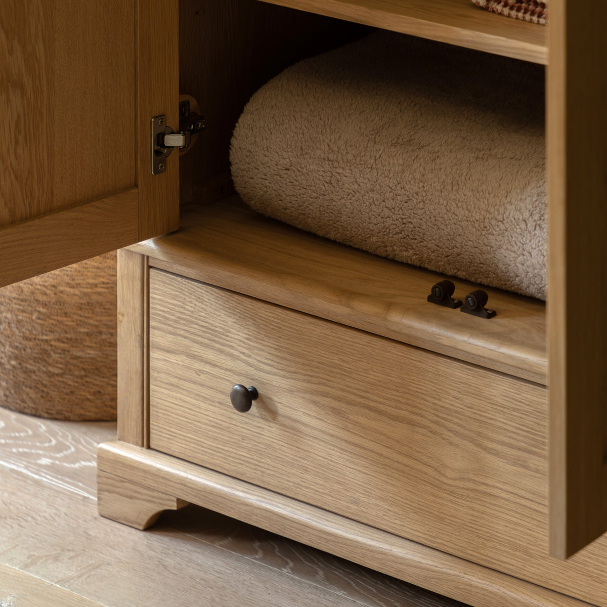 Malvern 2 Door 1 Drawer Wardrobe – Light Wood Oak – 1 Drawer (view 3)