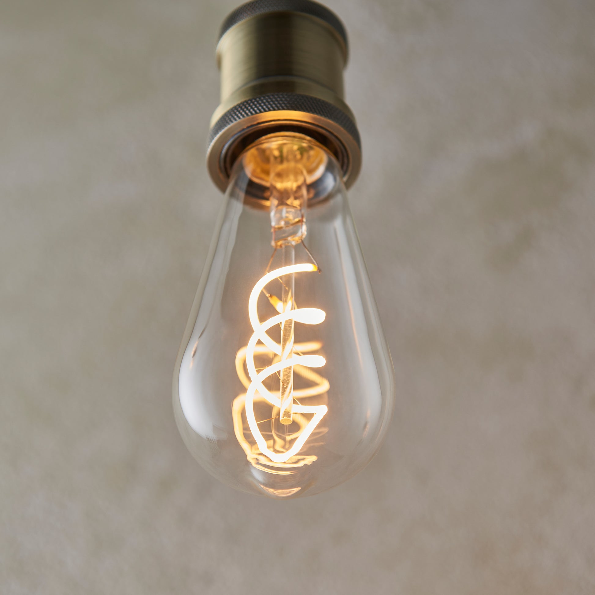 Twist E27 LED Pear 4W LED Warm White – Clear