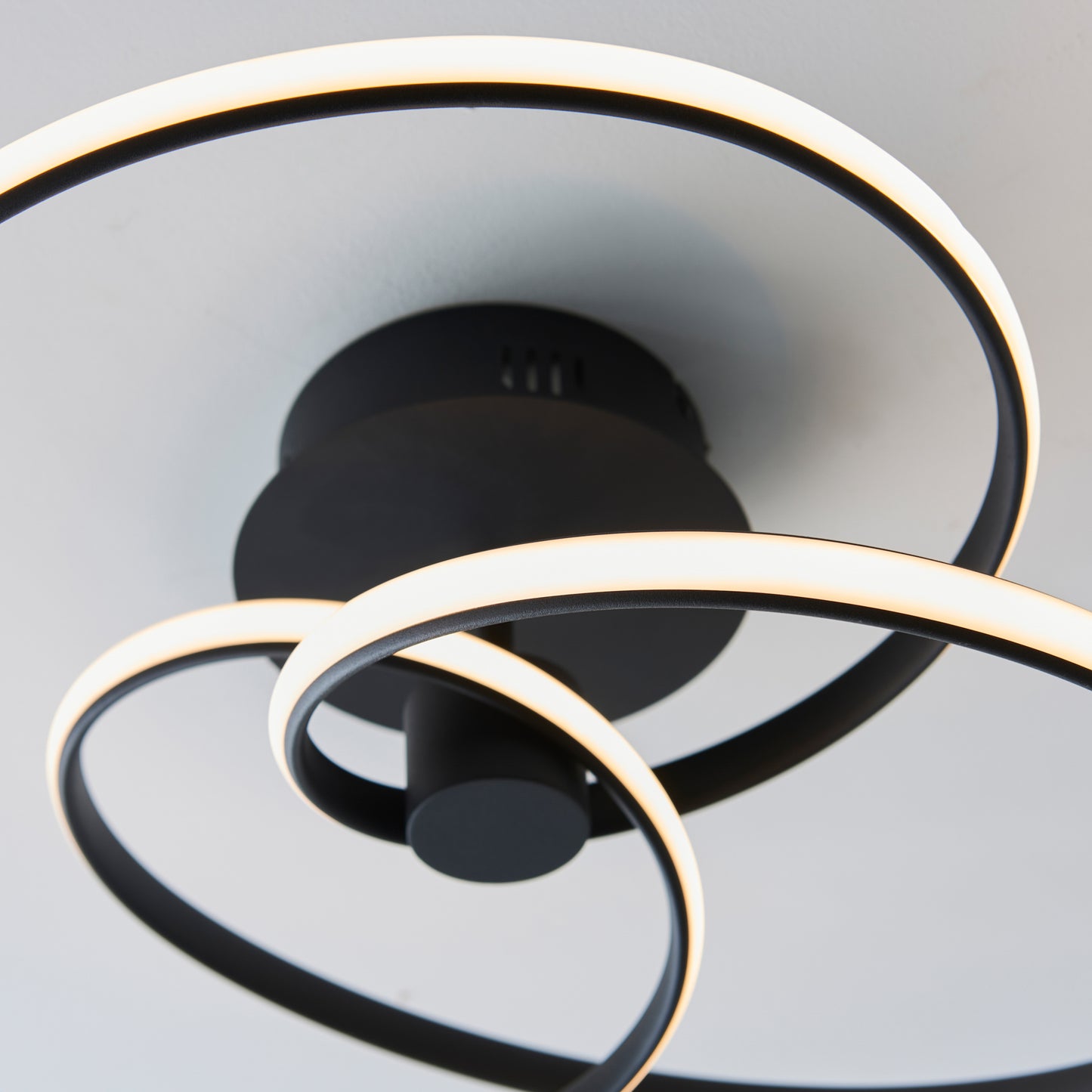 Dune 1 Ceiling Light – Black