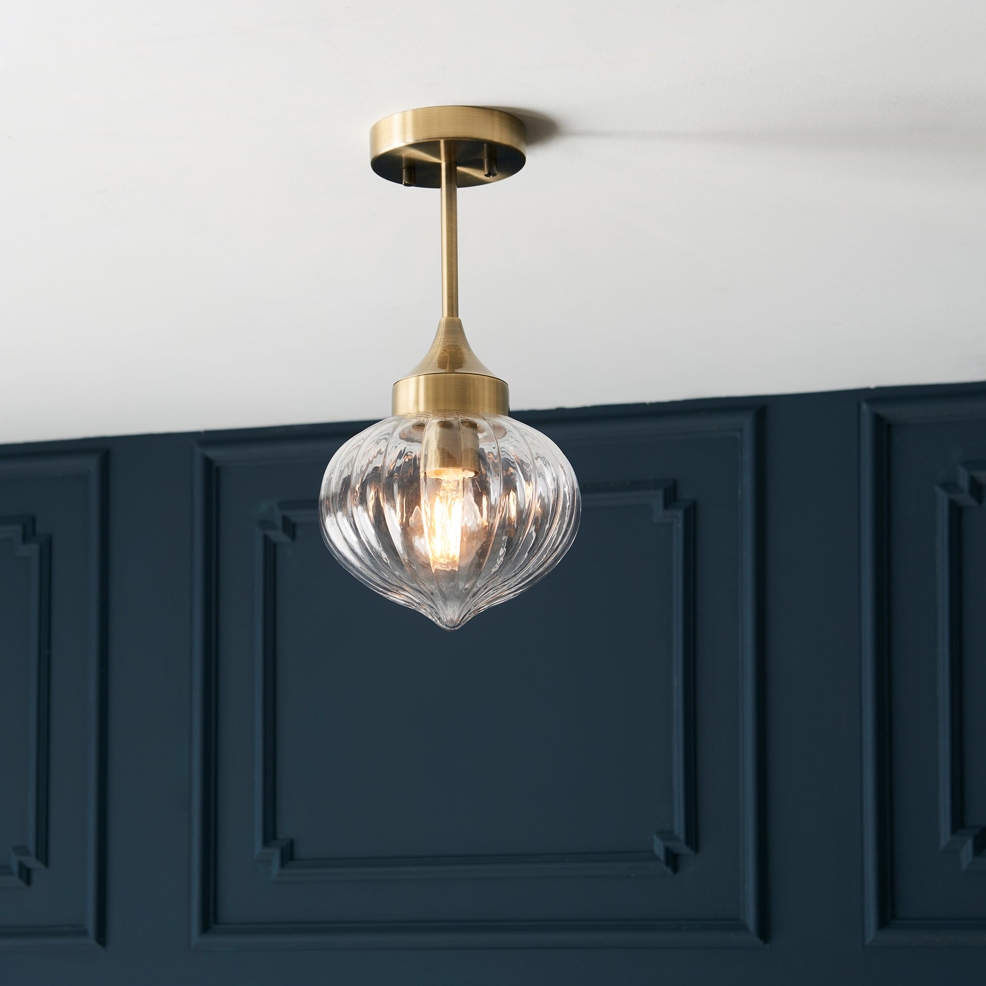 Addington 1 Ceiling Light Brass – Brass