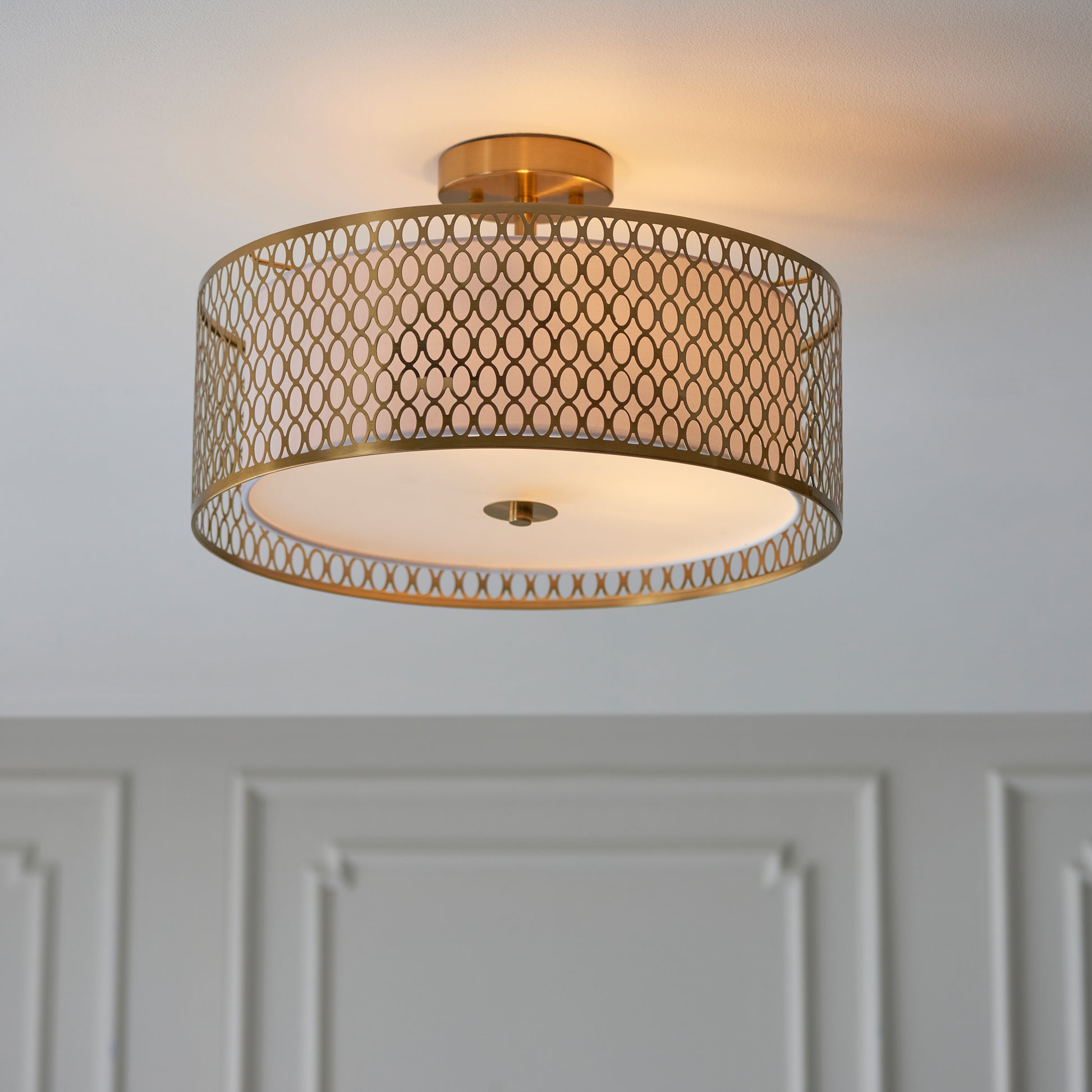 Cordero Ceiling Lamp Gold/White – Black