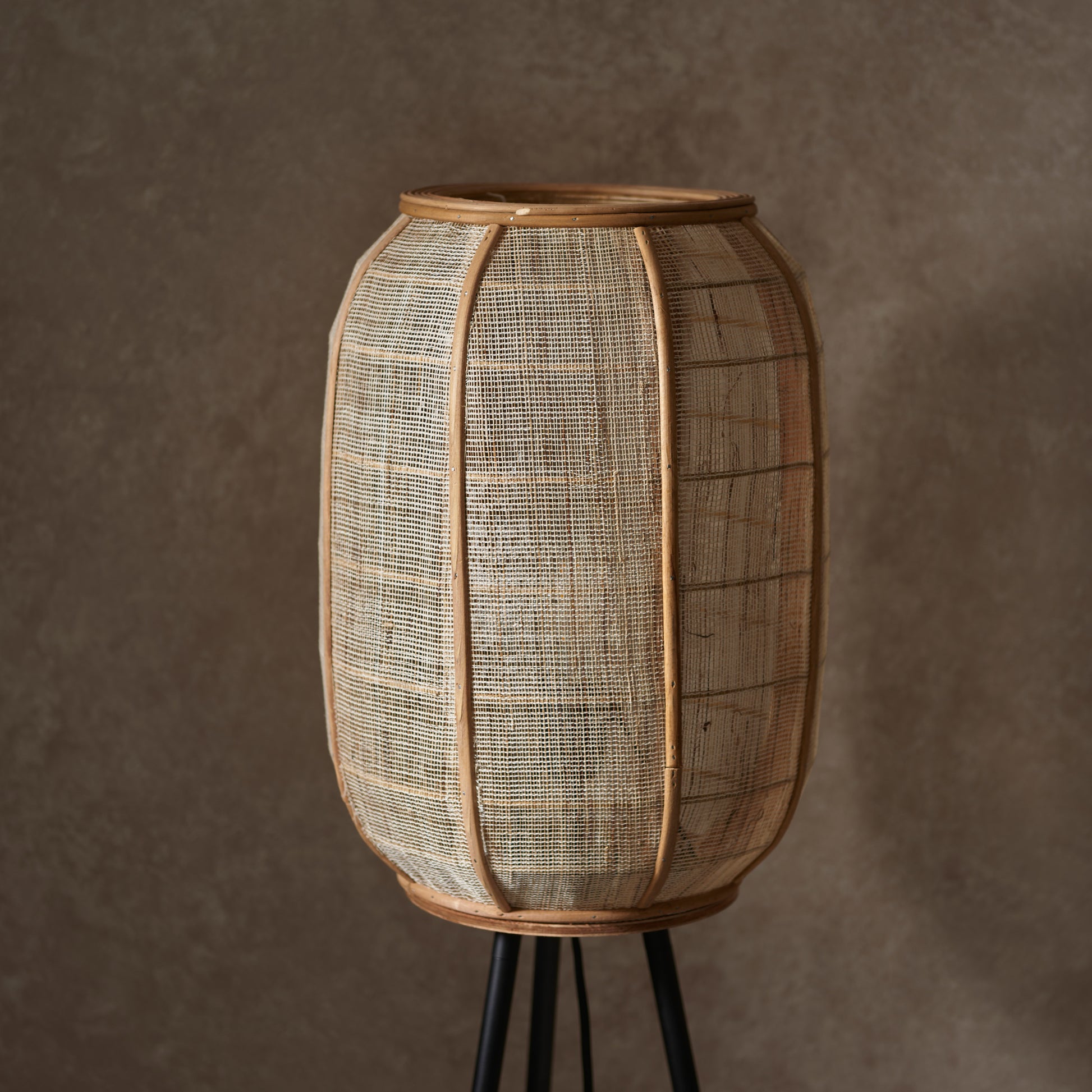 Zaire Floor Light – Black