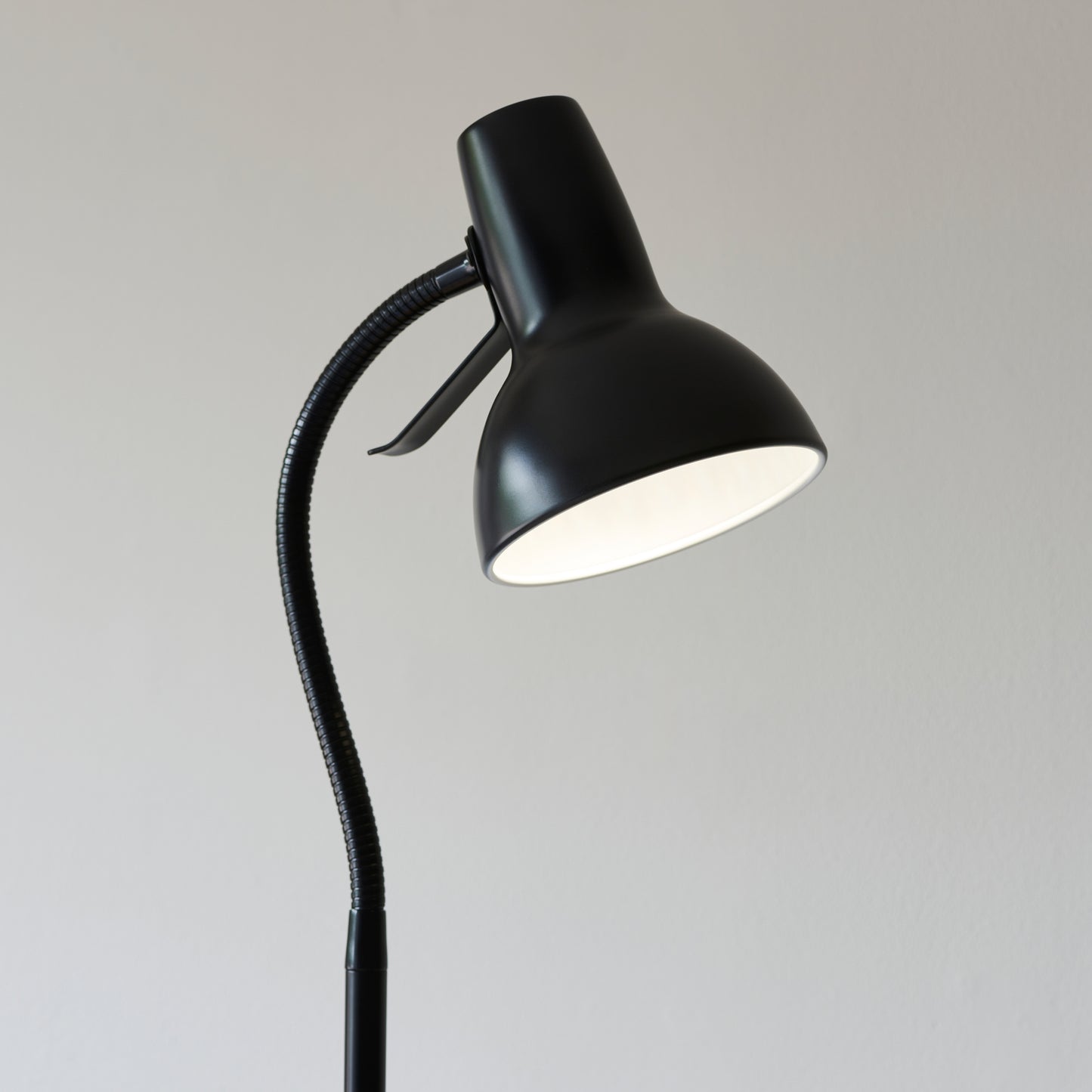 Amalfi Floor Lamp Black – Black