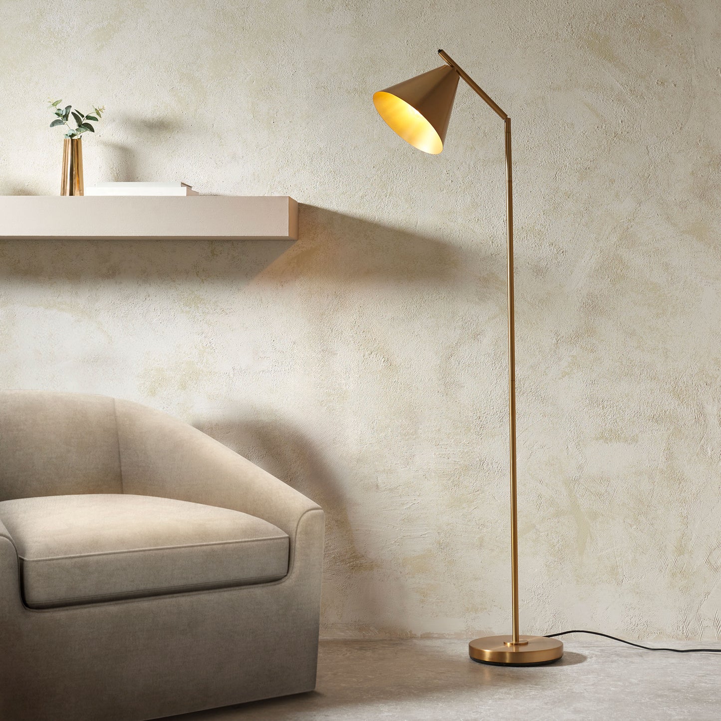 Cape Floor Light Antique Brass – Brass