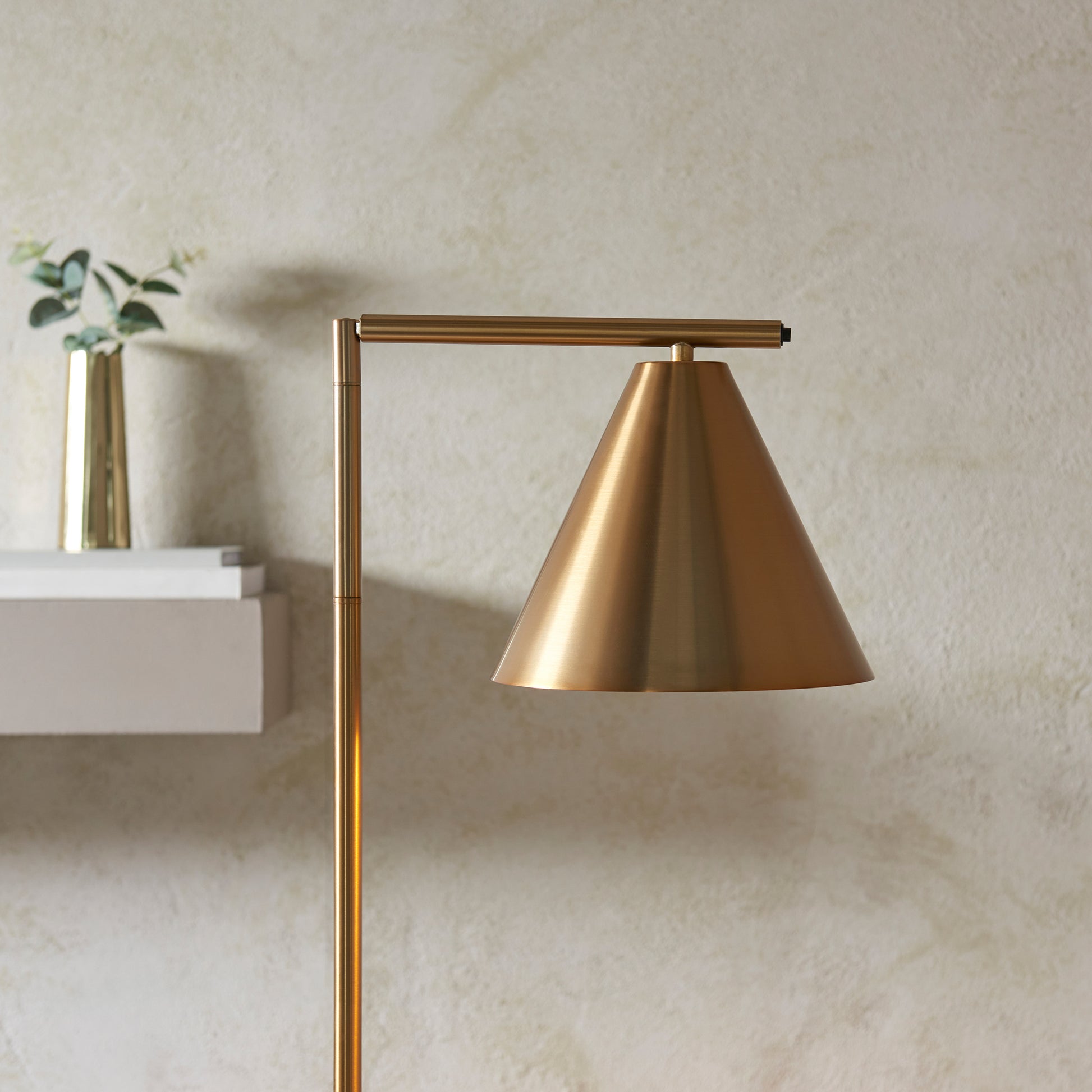 Cape Floor Light Antique Brass – Brass