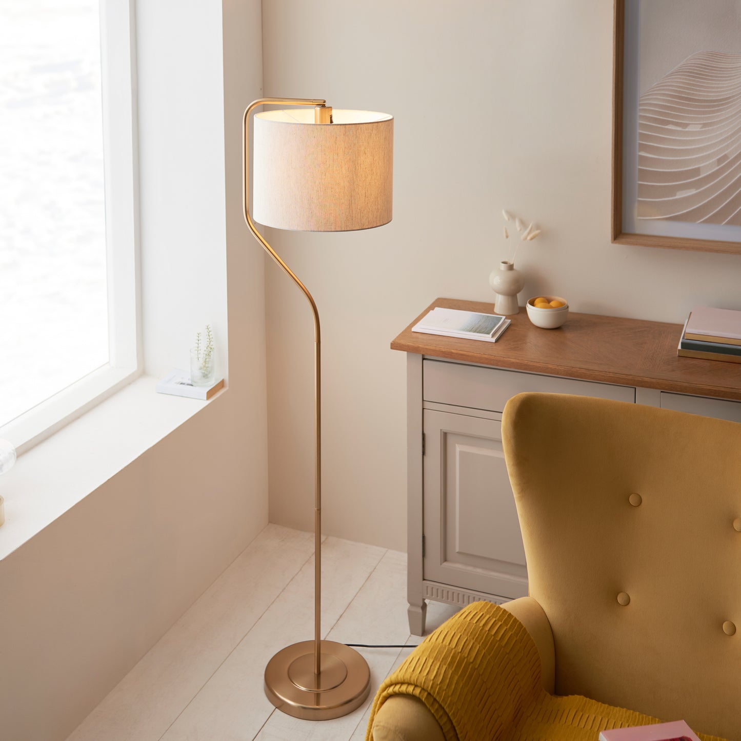 Clement Floor Lamp Brushed Aged Brass – Natural