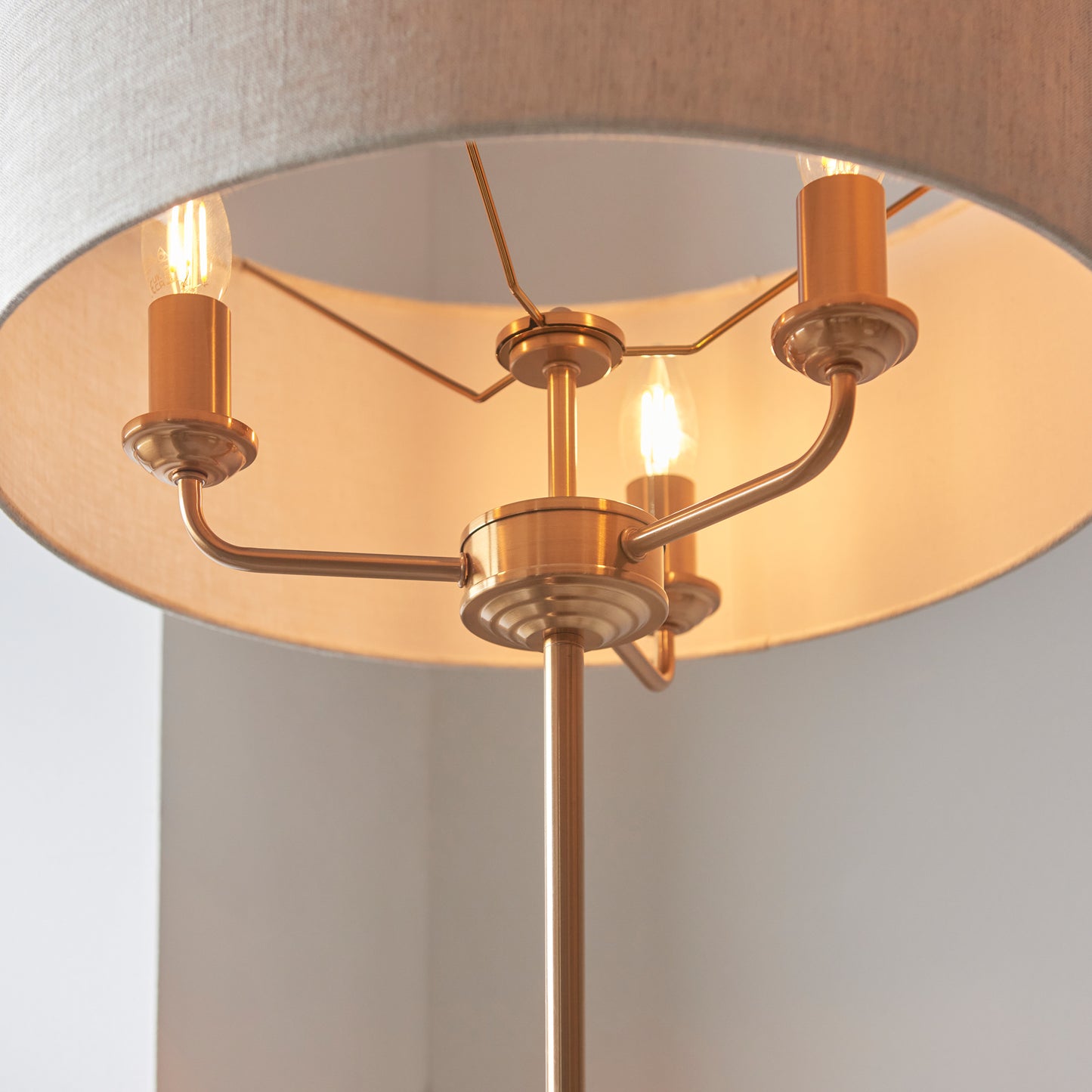 Highclere 3 Floor Lamp Vintage Brass – Natural