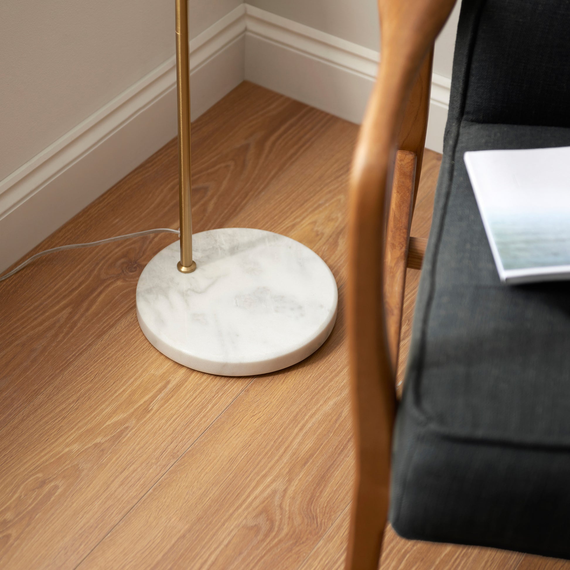 Buchanan Floor Lamp Matt Black – Black