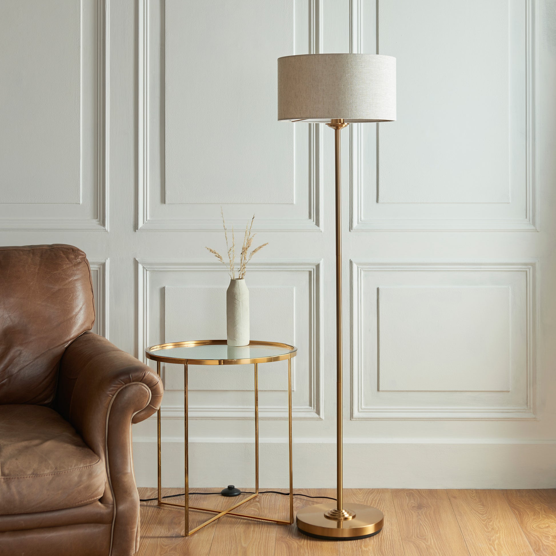 Highclere Floor Lamp Vintage Brass – Natural