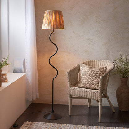 Wriggle 1 Floor Lamp Matt Black – Natural