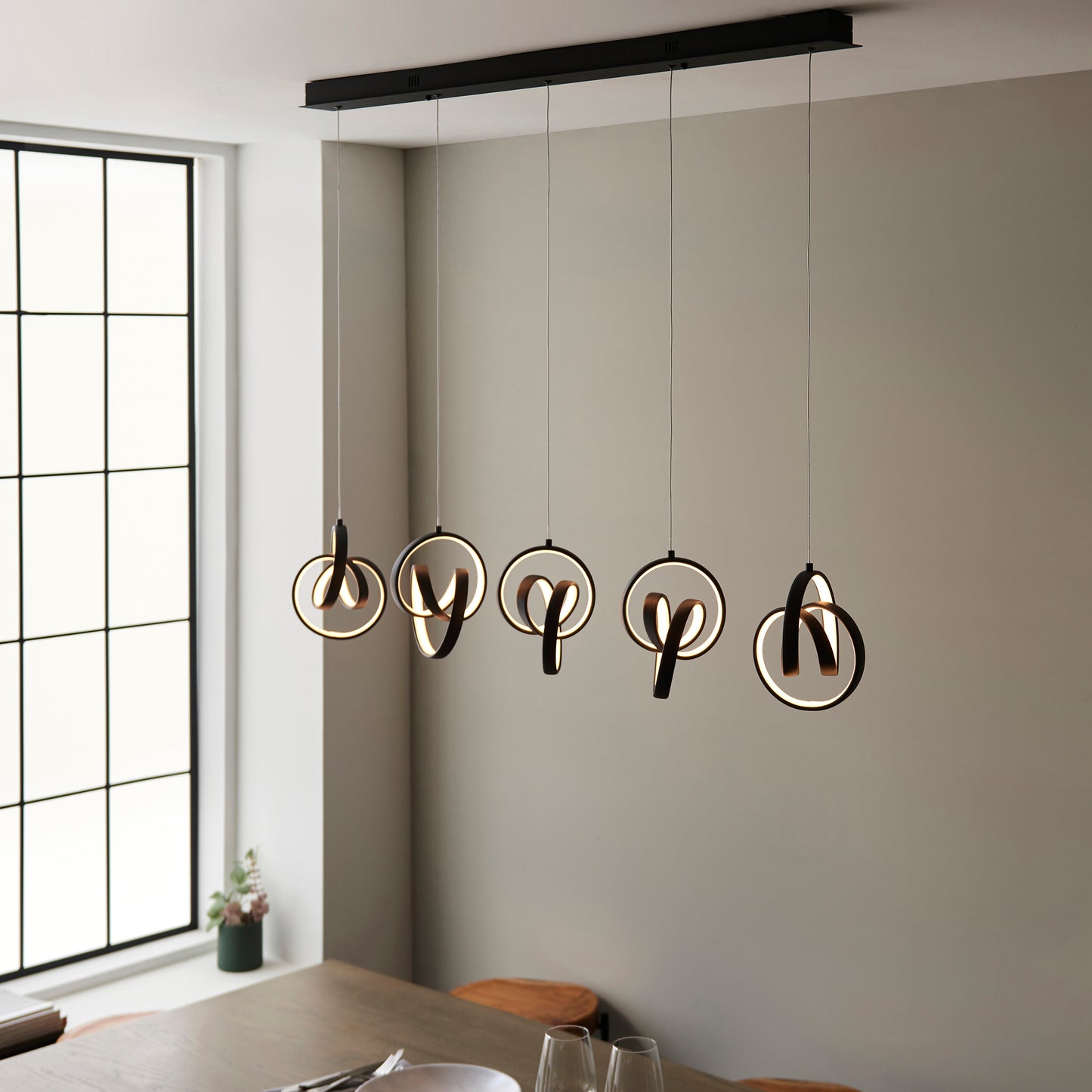 Cosma 5 Pendant Light – Black