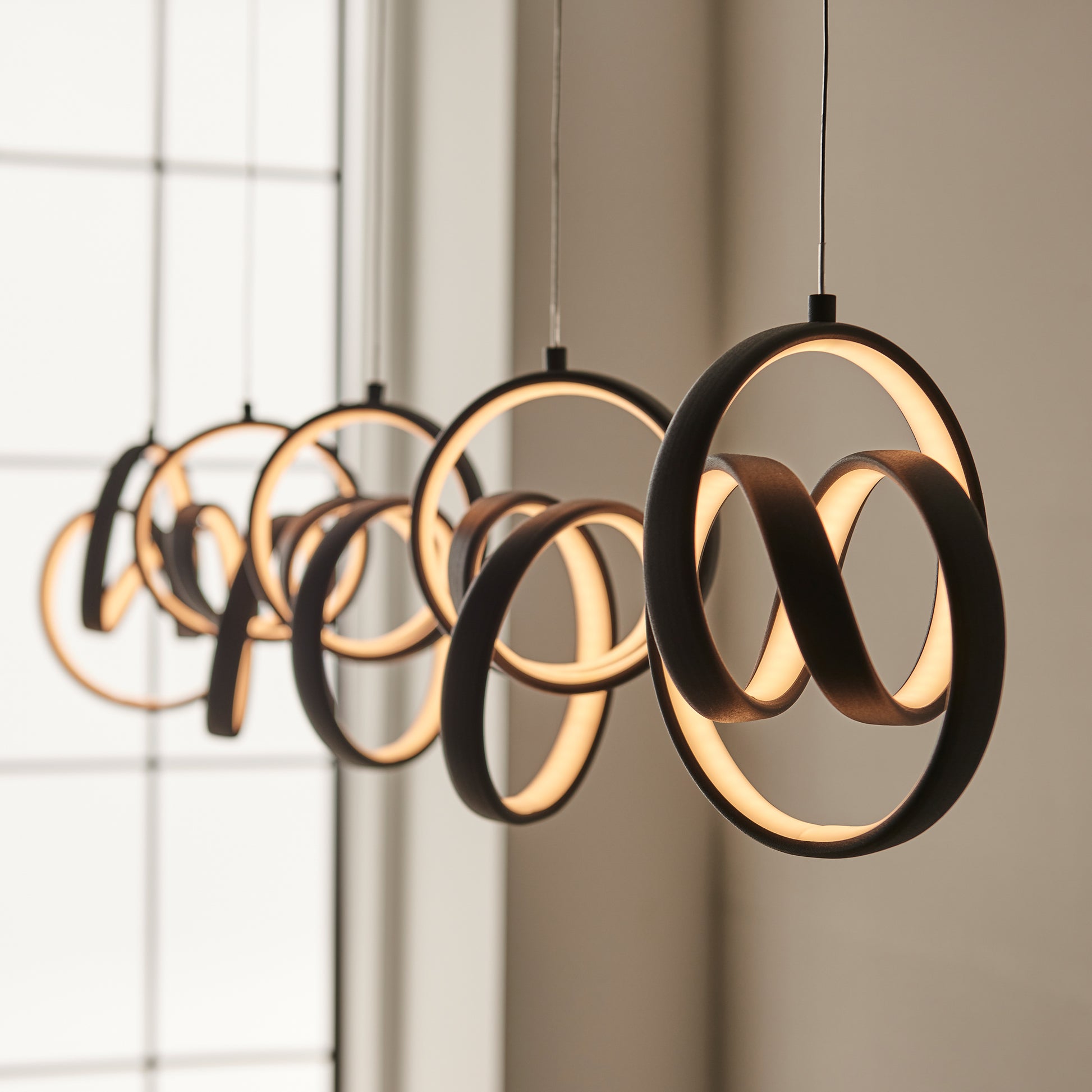 Cosma 5 Pendant Light – Black